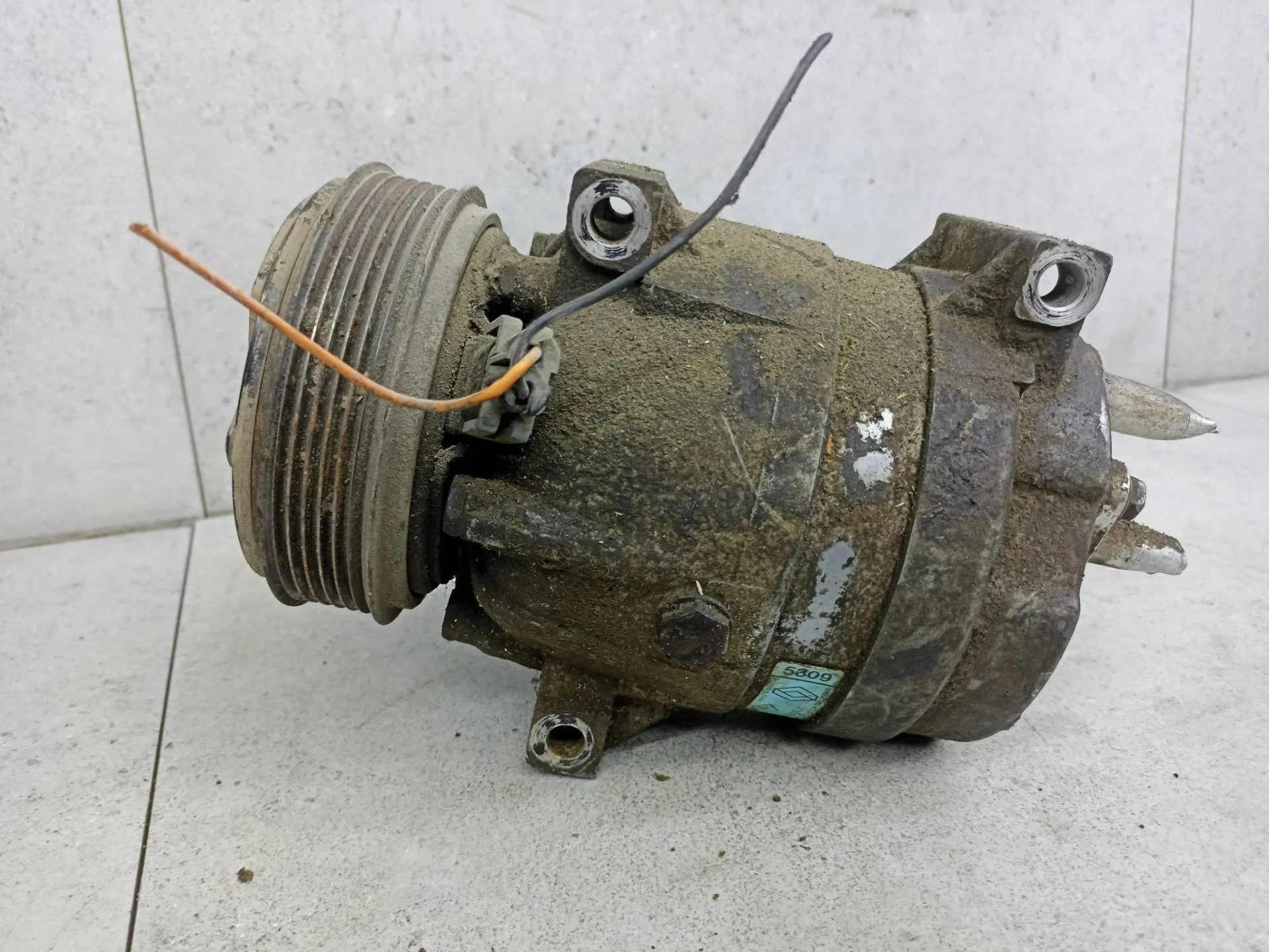 Компрессор кондиционера Renault Trafic 2 2006