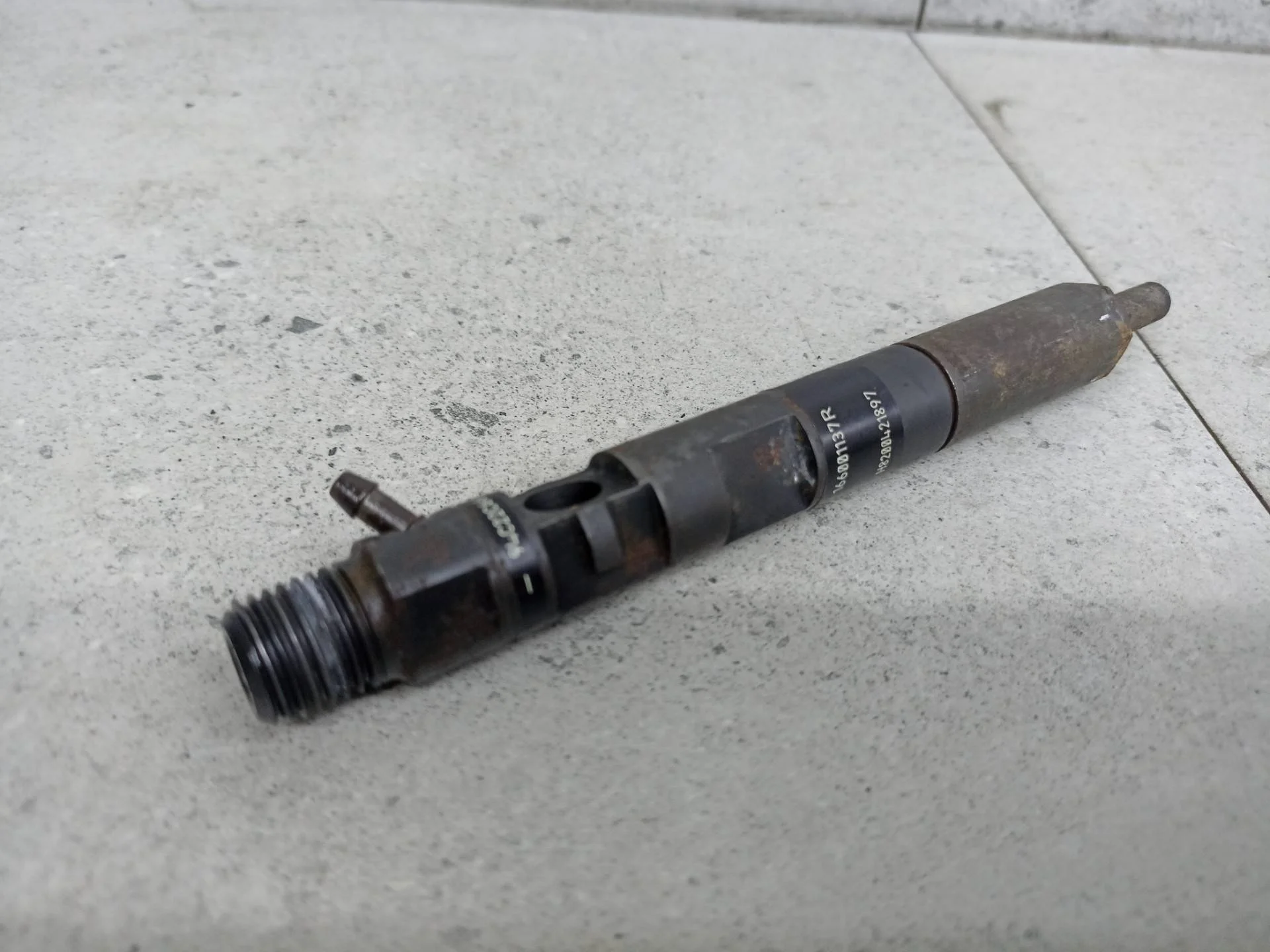 Форсунка топливная Renault Megane 2 рест. 2009