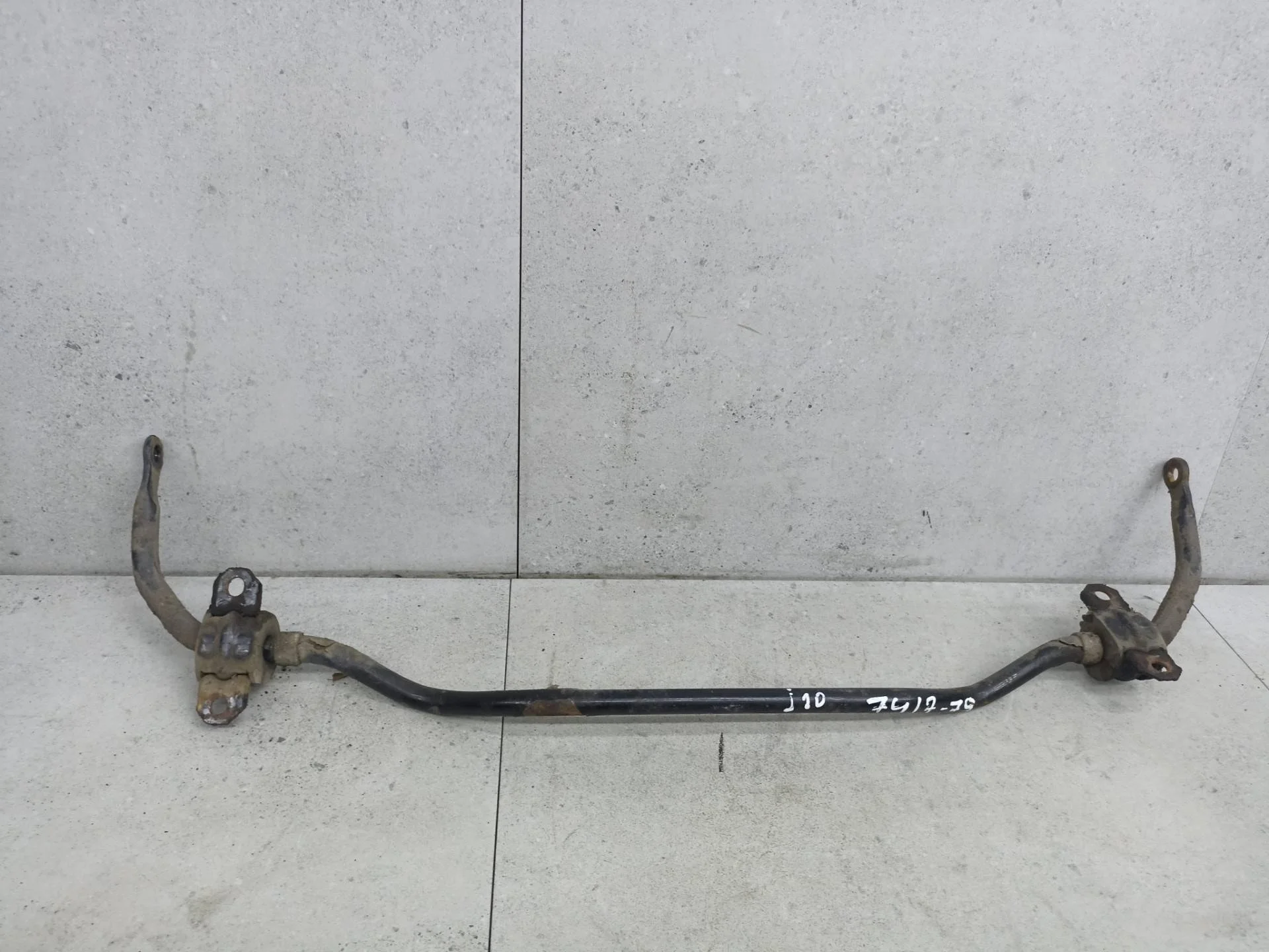 Стабилизатор задний Nissan Qashqai J10 2009