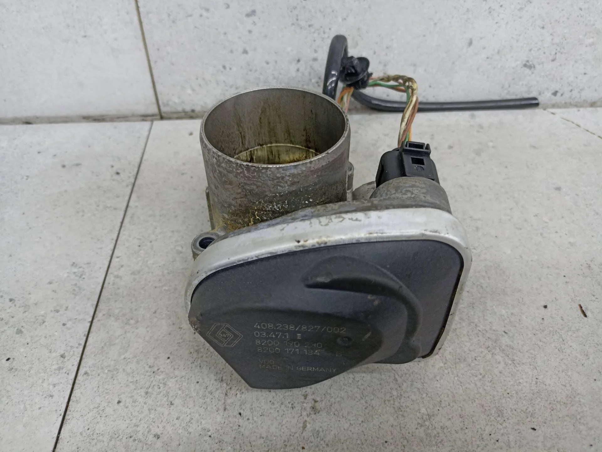 Дроссельная заслонка Renault Scenic 2 рест. 2009