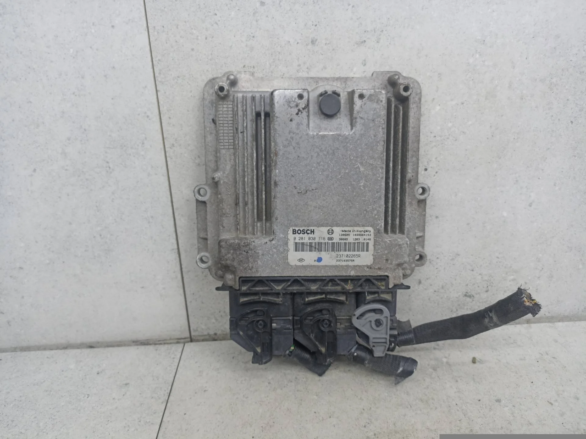 Блок управления двигателем Renault Master 3 2010