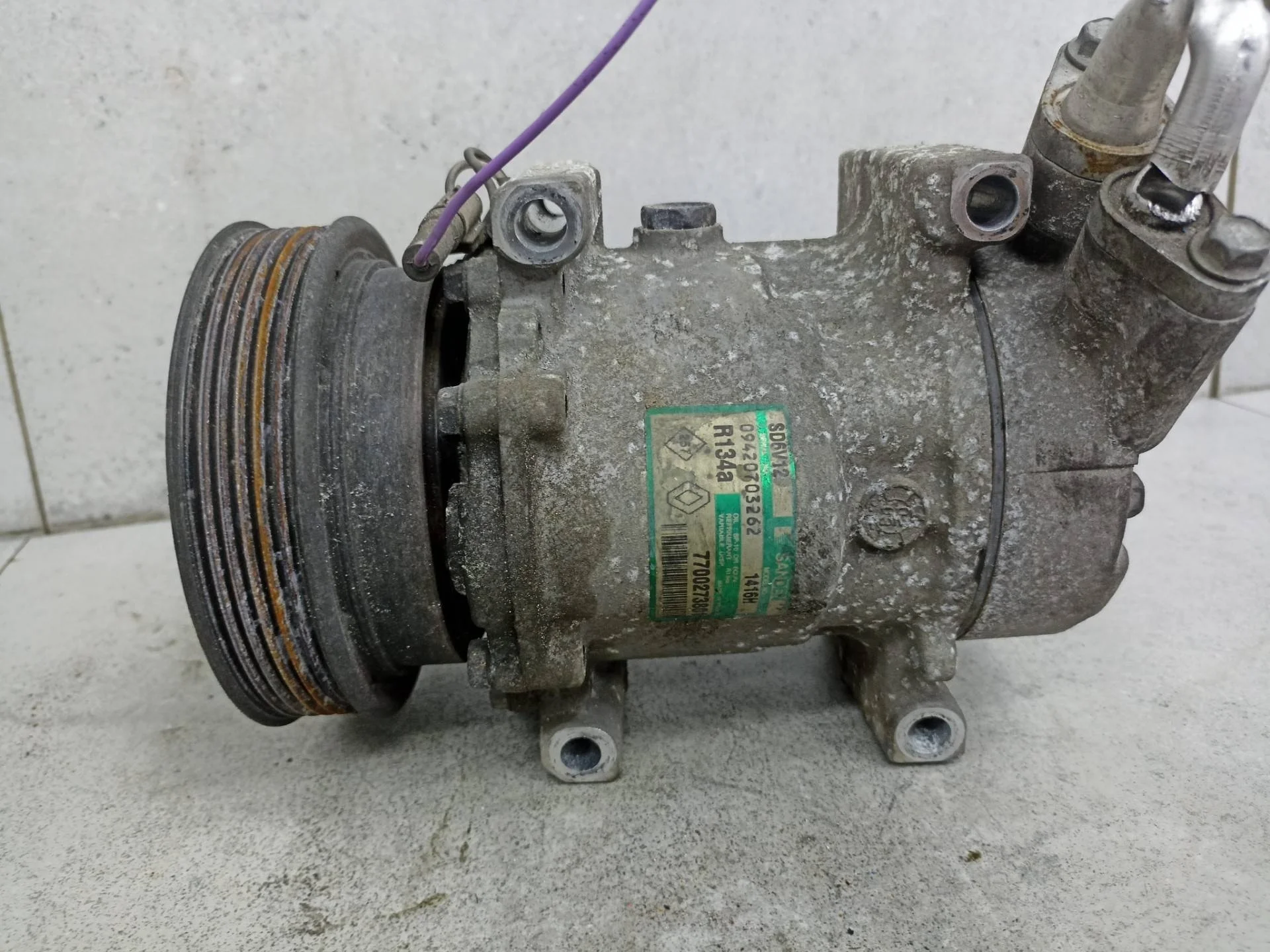 Компрессор кондиционера Renault Clio 2 рест. 2003