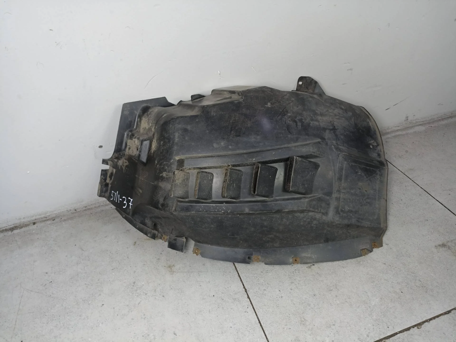 Передняя часть подкрылка переднего правого Peugeot