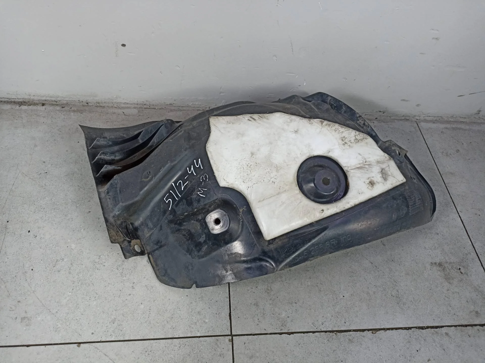 Задняя часть подкрылка переднего правого Renault 3