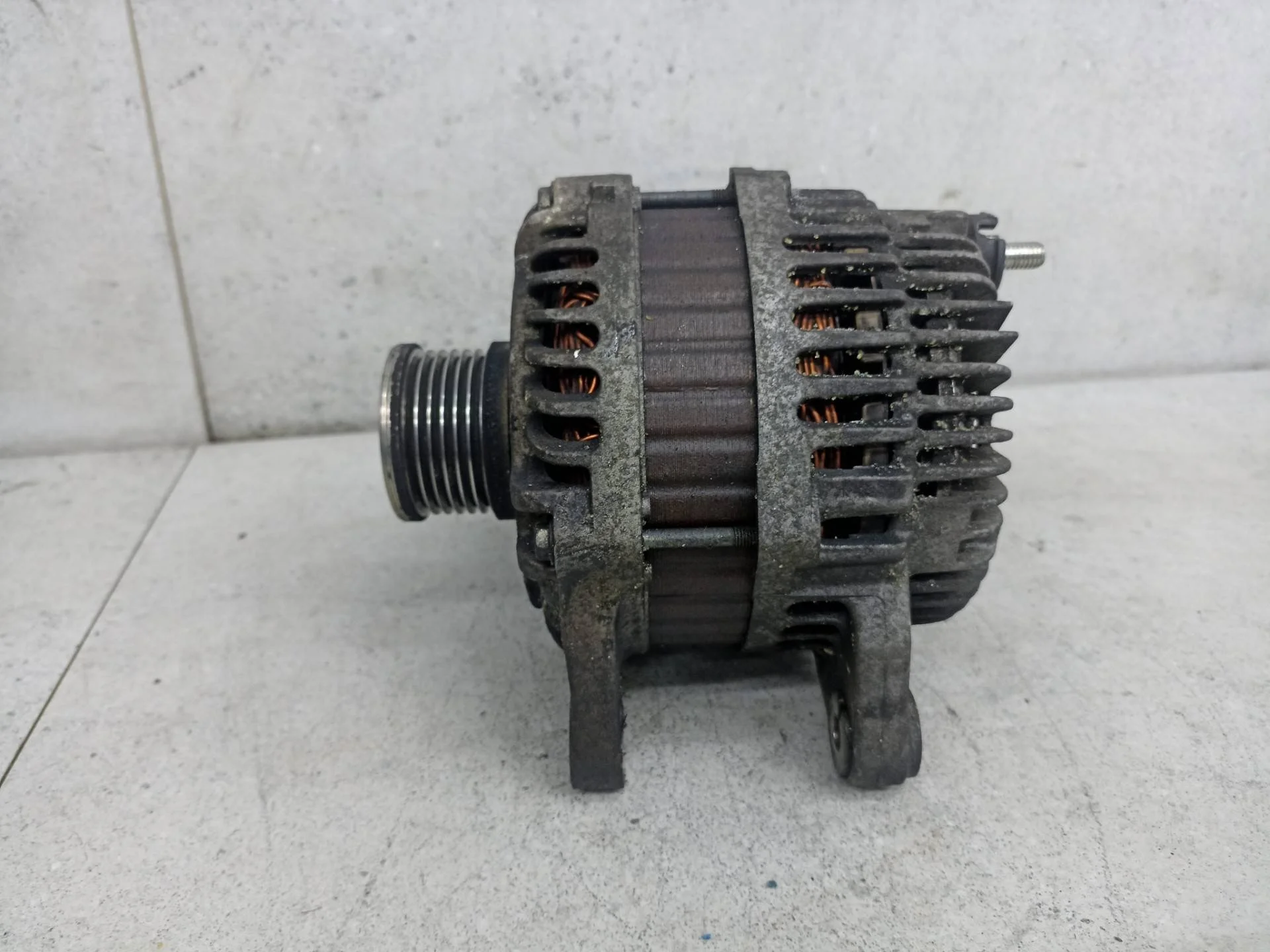 Генератор Nissan X-Trail T31 2010 23100JD200