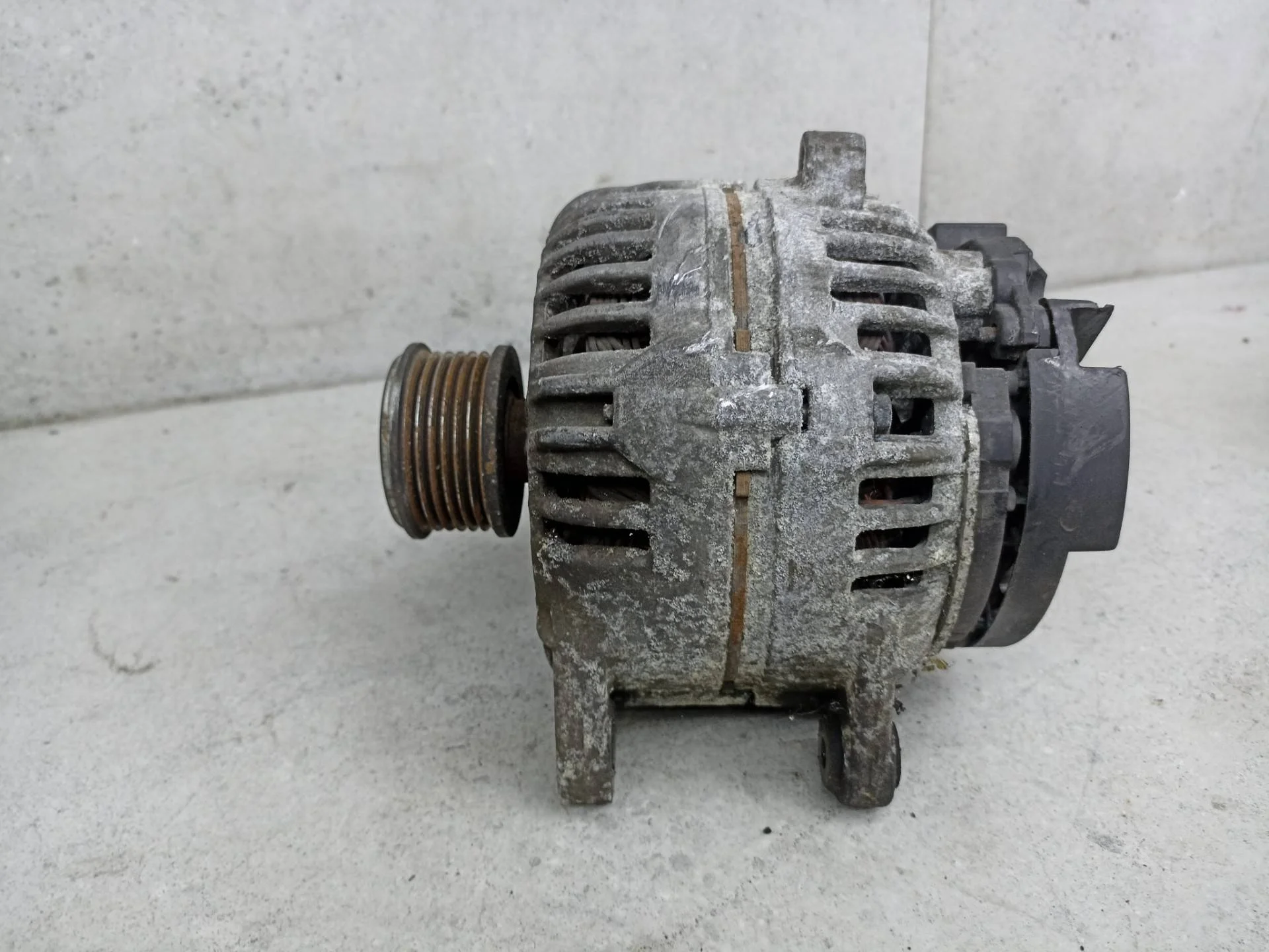 Генератор Renault Scenic 2 рест. 2008 8200660034