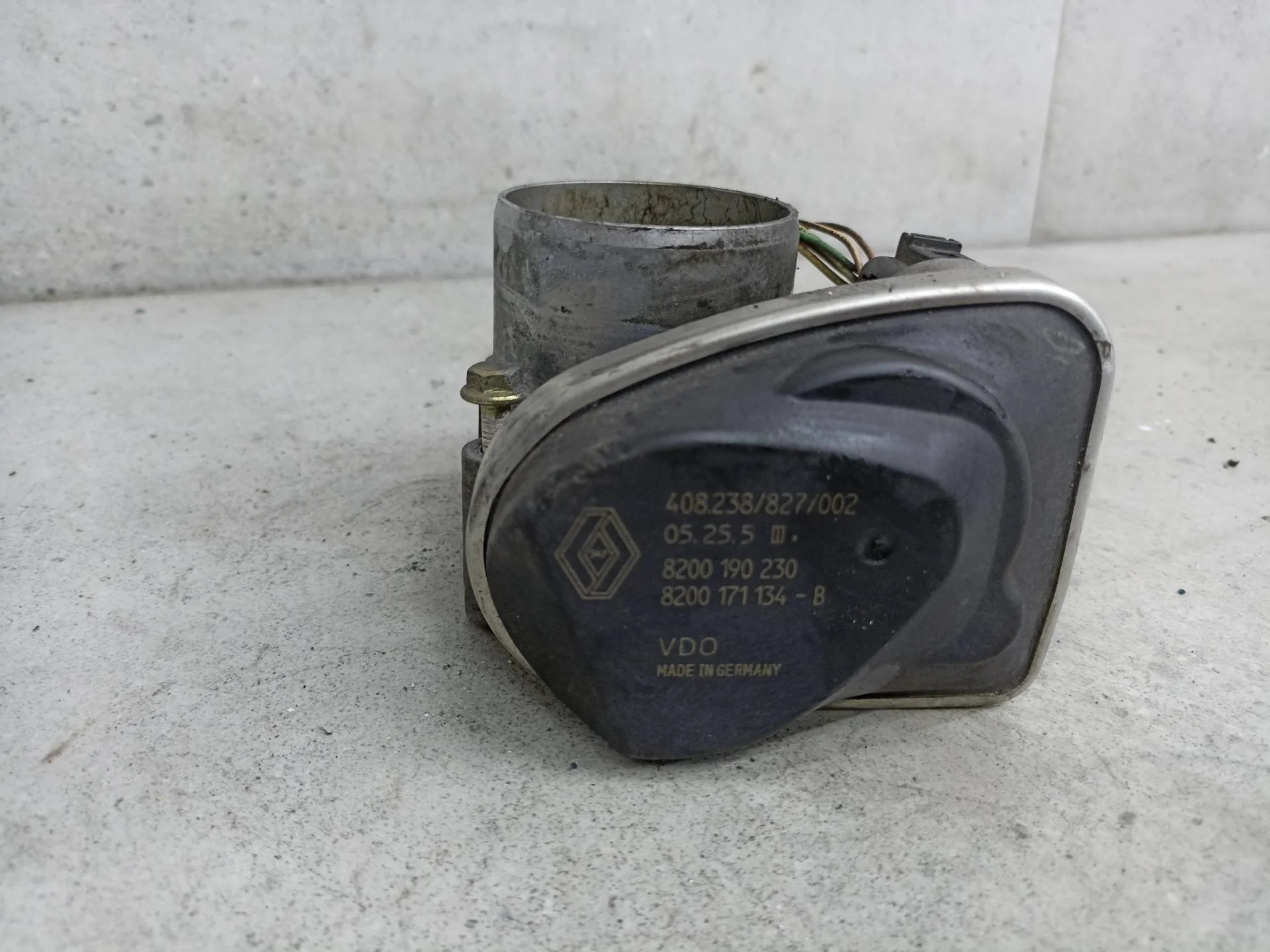 Дроссельная заслонка Renault Scenic 2 рест. 2010