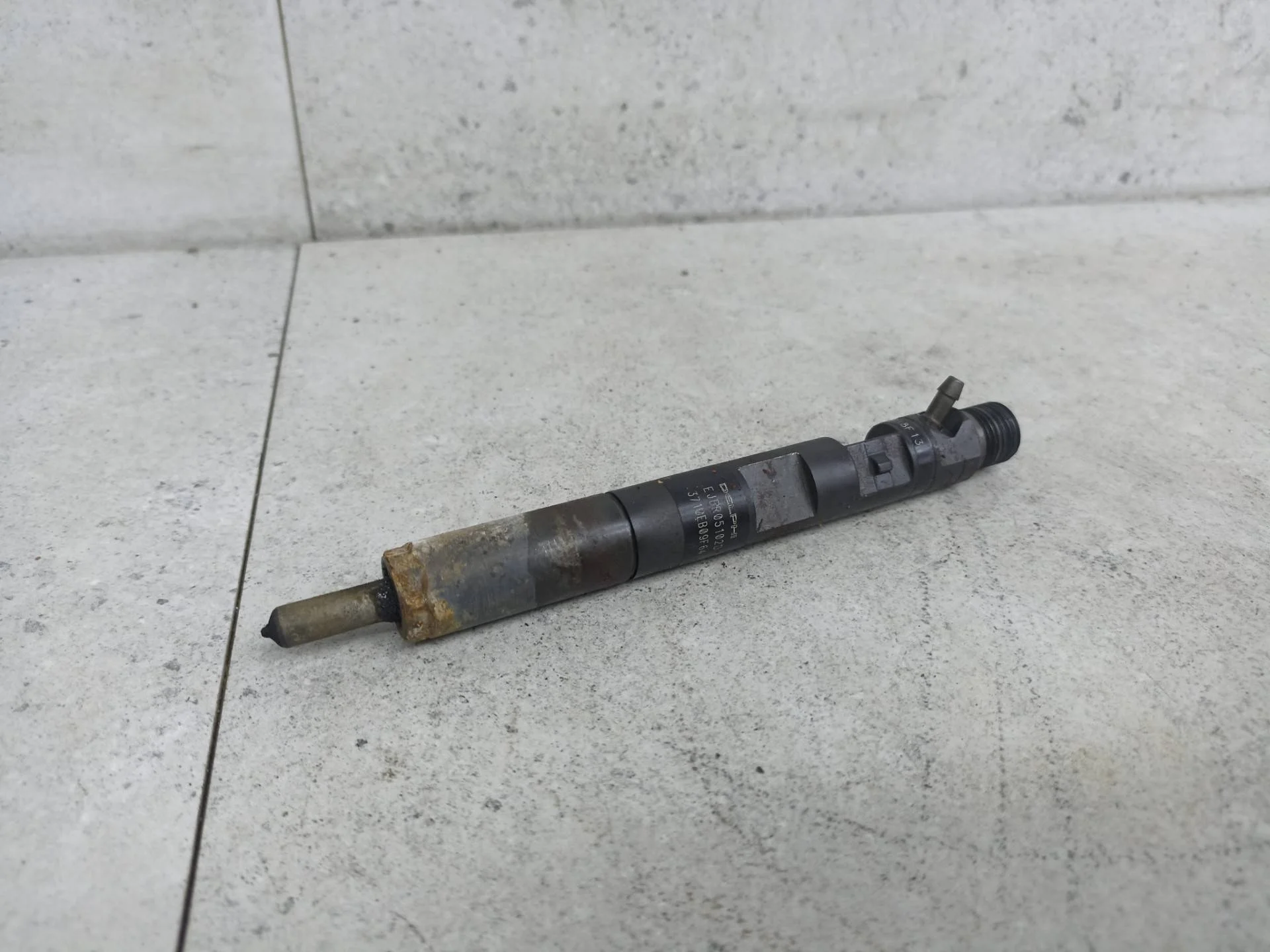 Форсунка топливная Renault Megane 2 рест. 2008