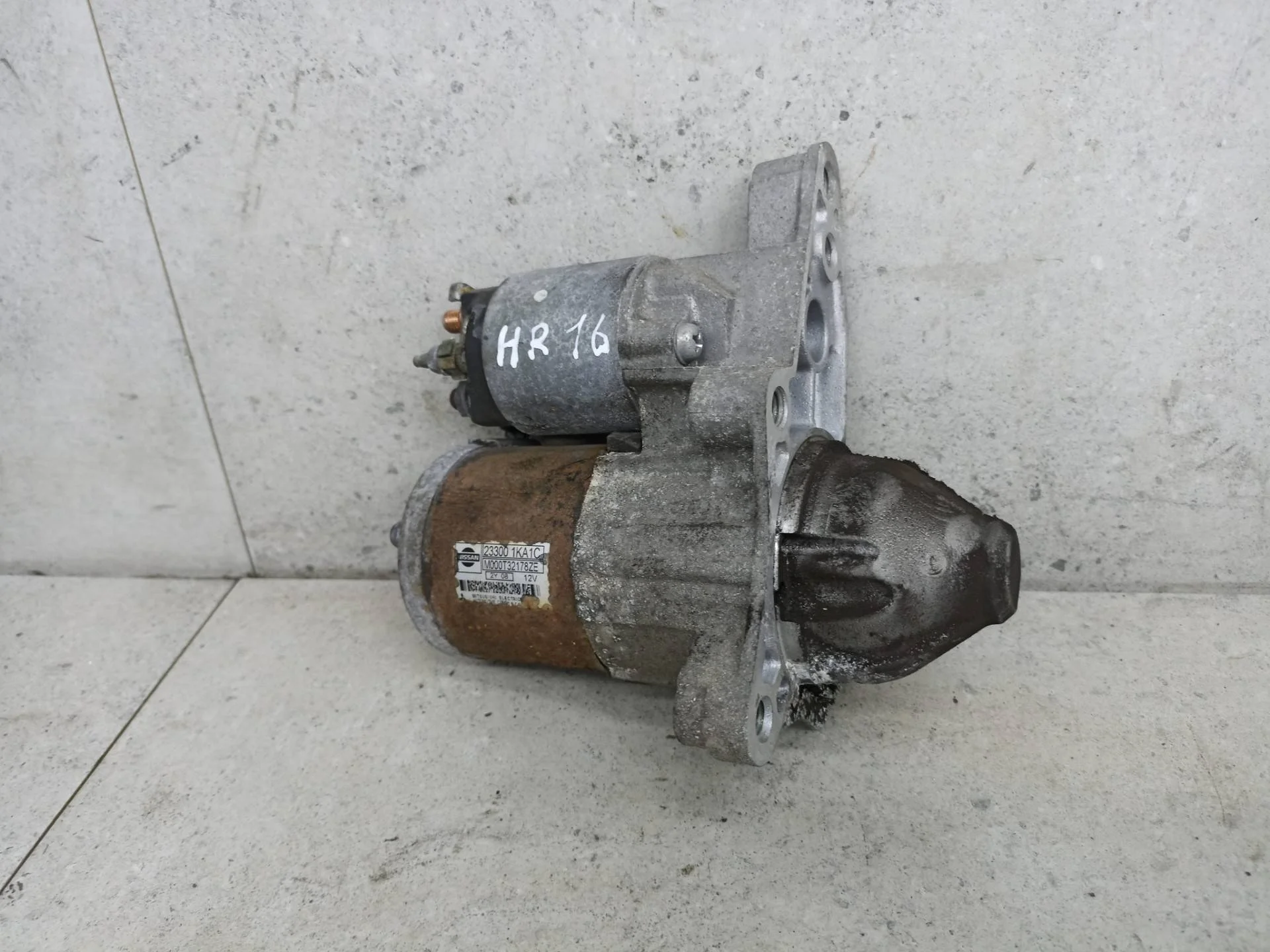 Стартер Nissan Juke F15 2013 233001KA1A