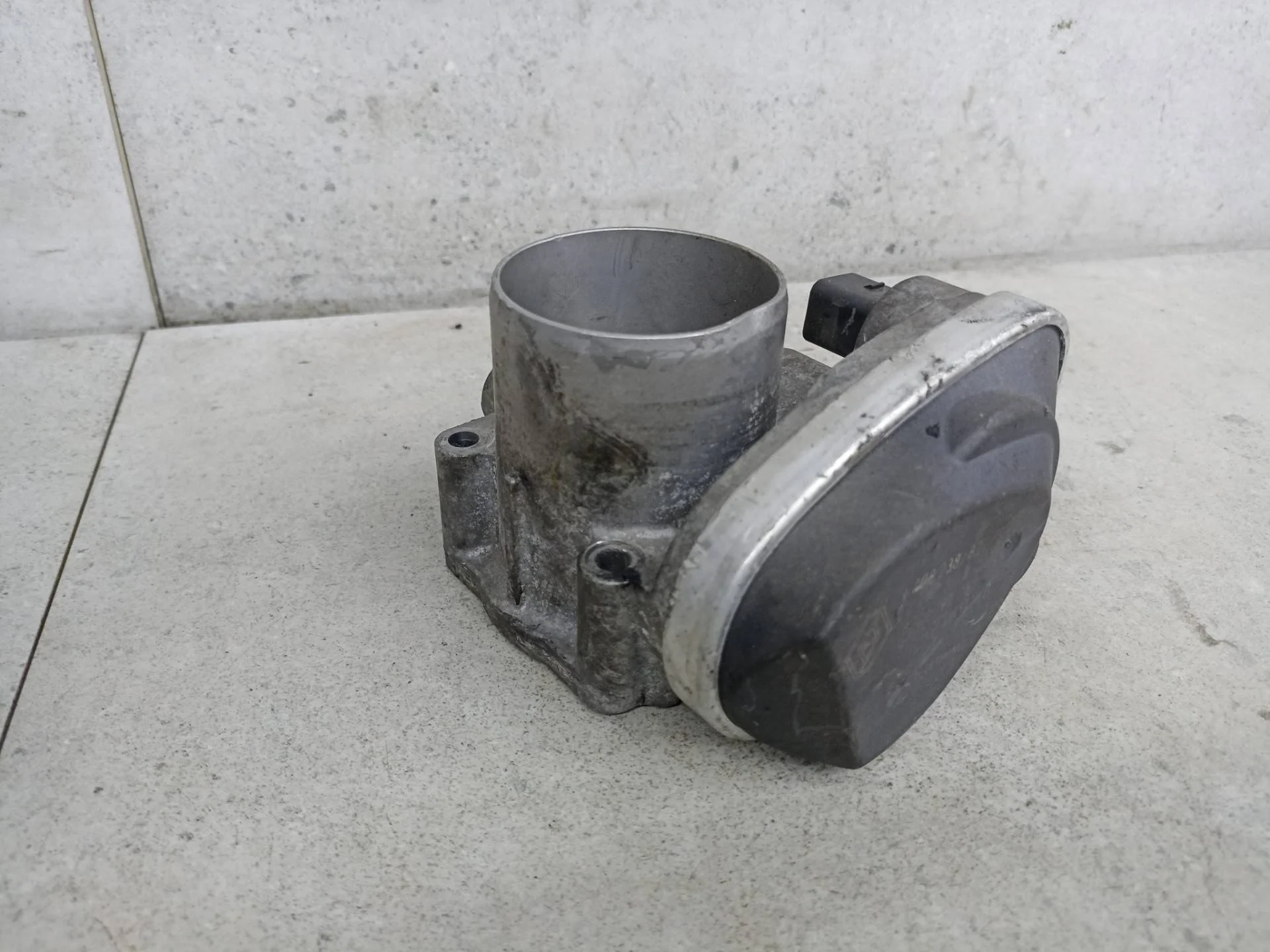 Дроссельная заслонка Renault Megane 2 рест. 2012