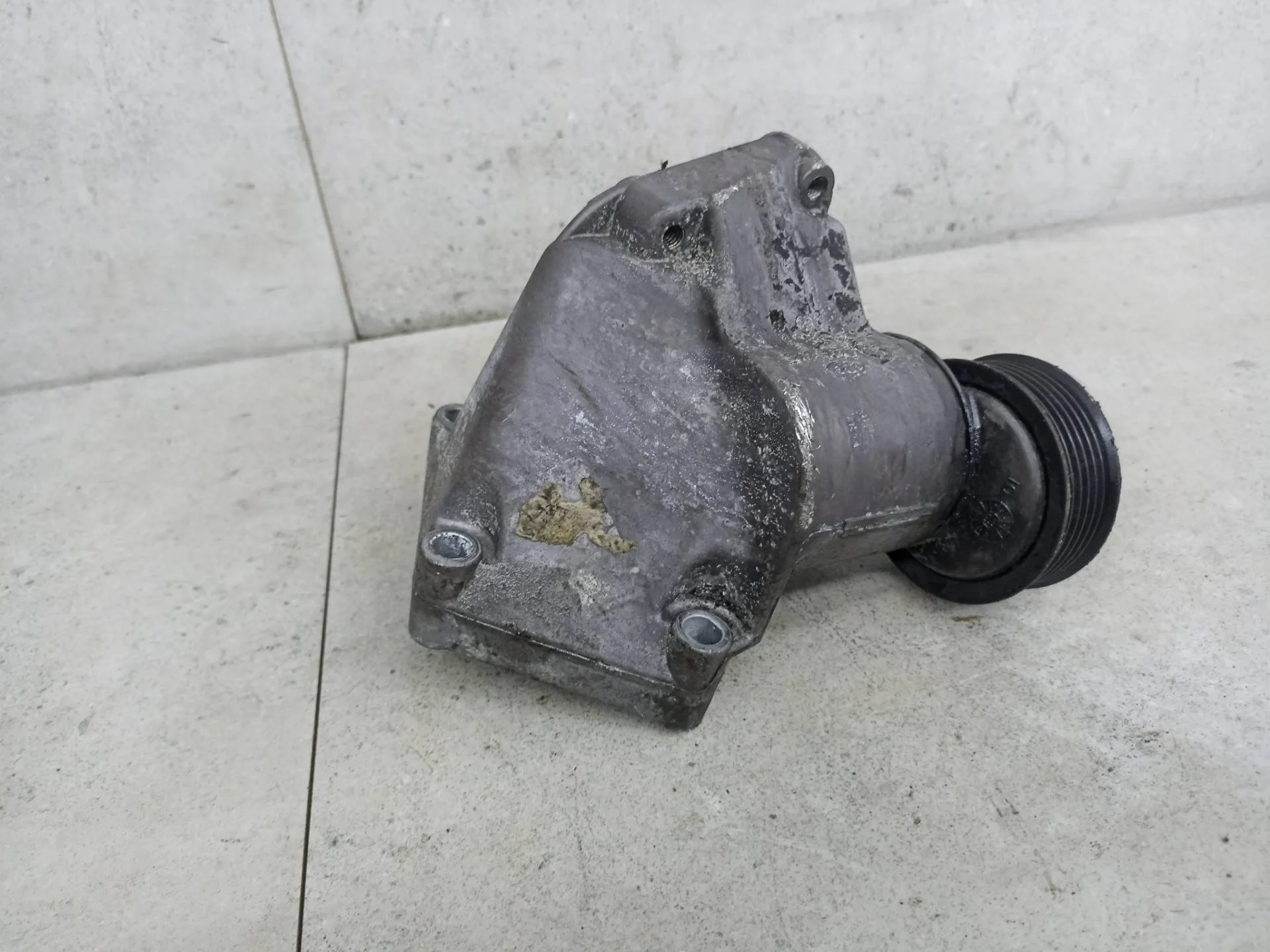 Ролик натяжителя Ford Focus 2001 98MF3C631CF