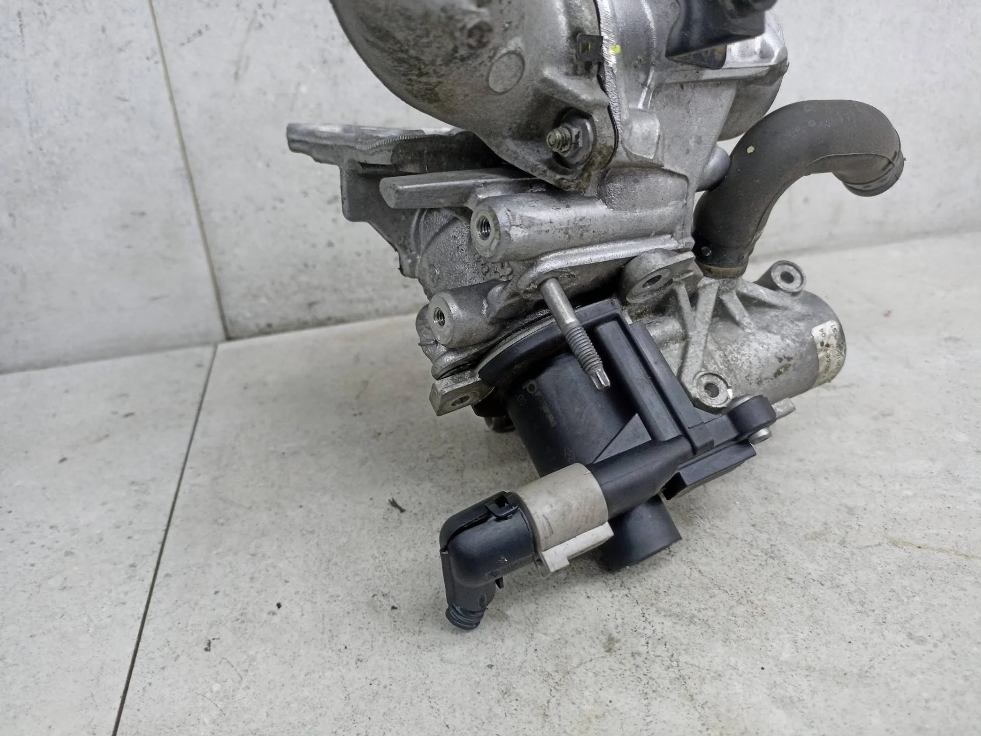 Клапан EGR Renault Duster 2014 8200846454