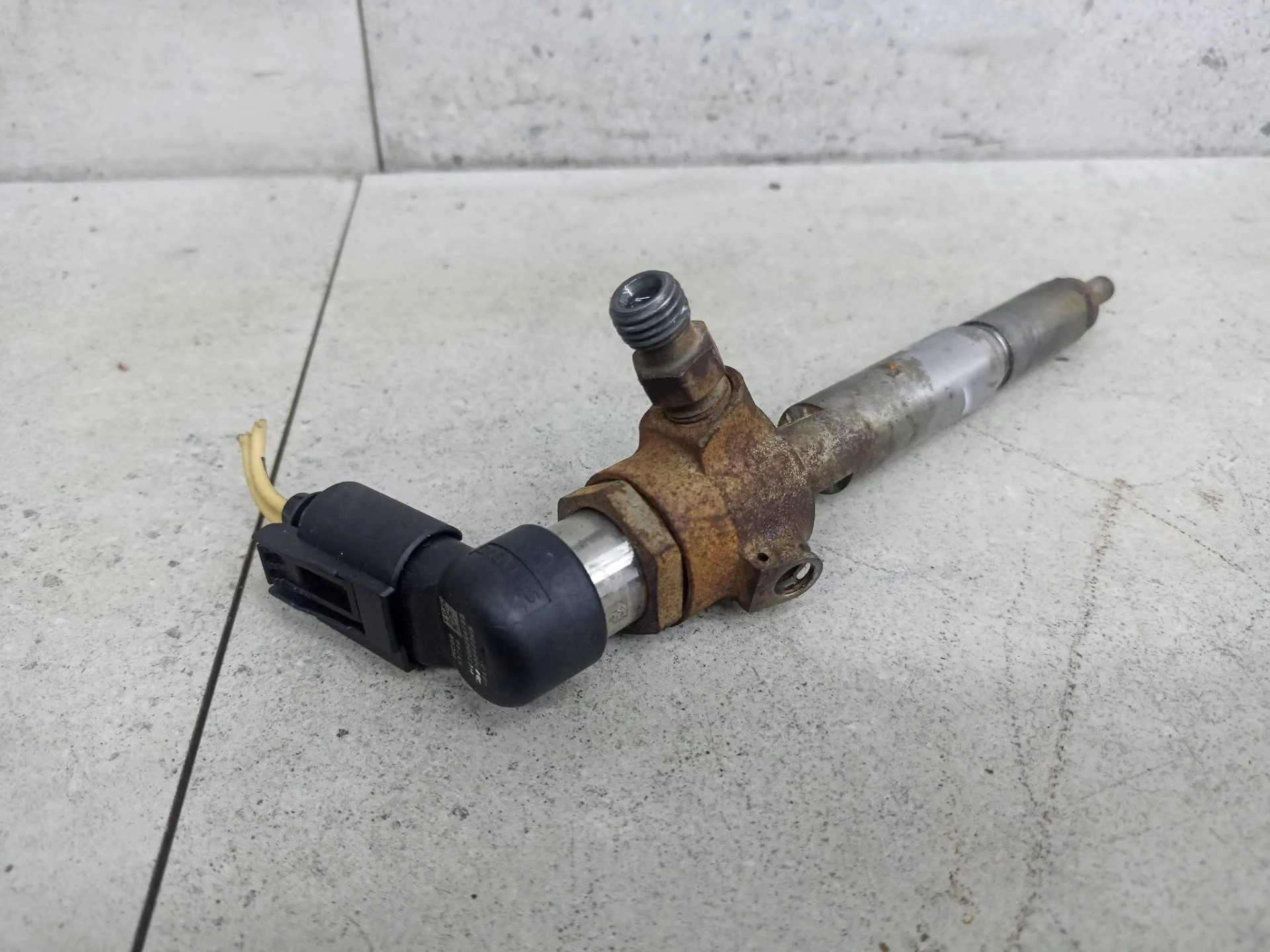 Форсунка топливная Renault Scenic 2 рест. 2008