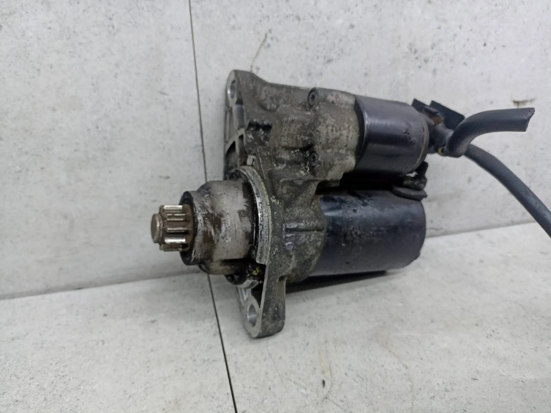 Стартер Skoda Fabia рест. 2006 02T911023G