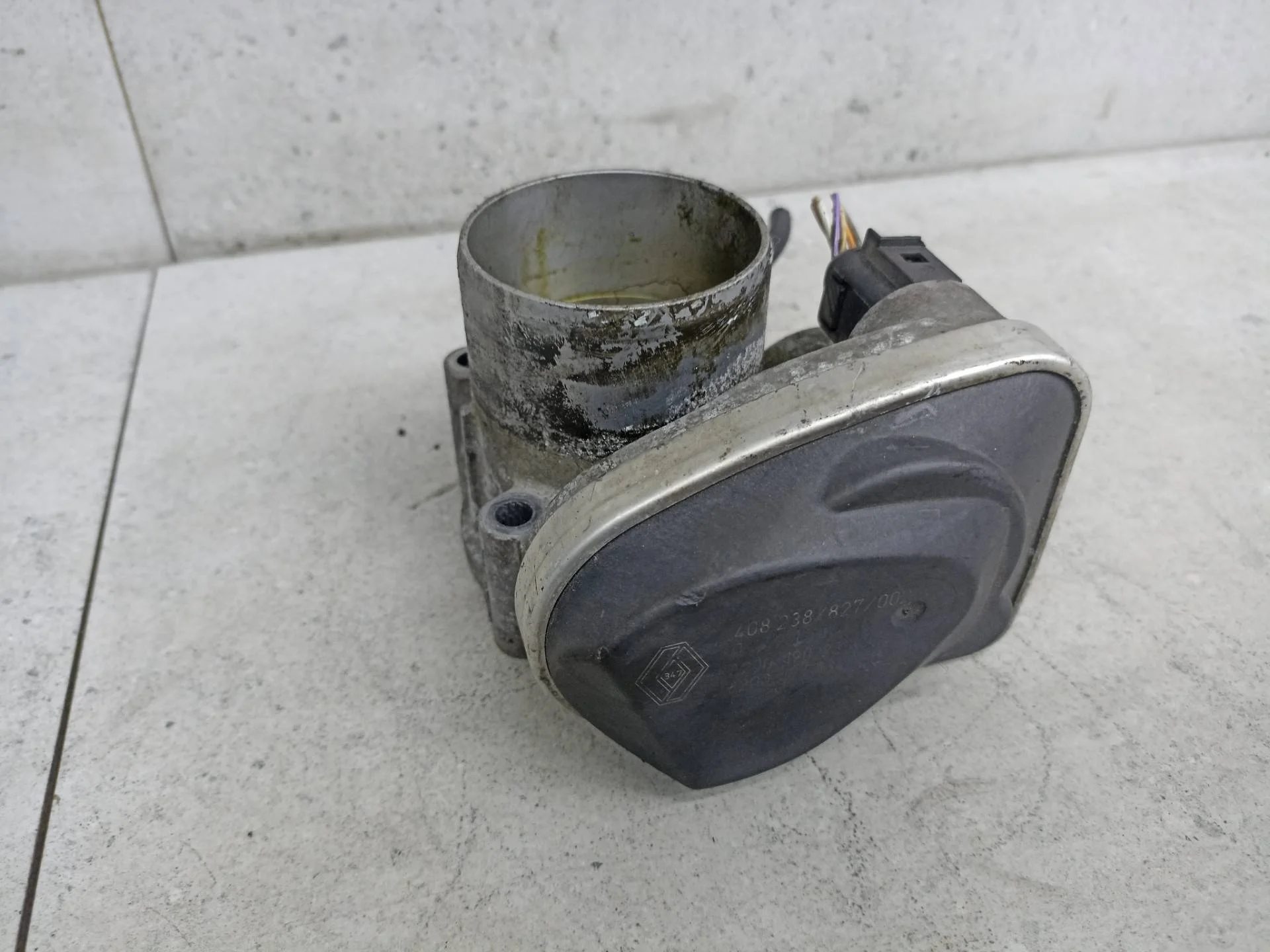 Дроссельная заслонка Renault Megane 2 рест. 2011