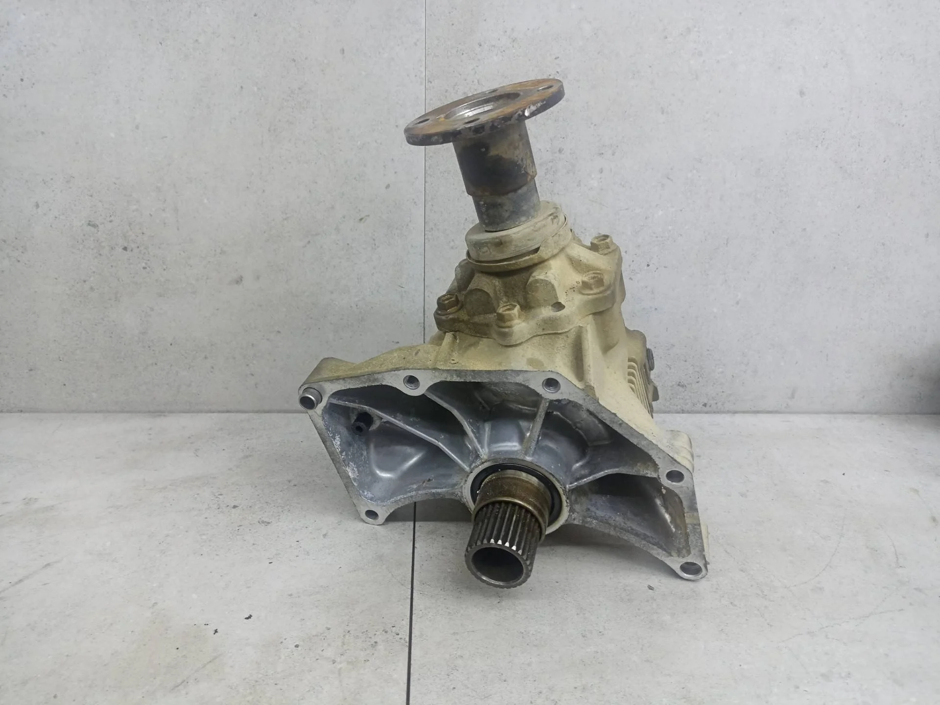 Раздаточная коробка Nissan X-Trail T30 2004