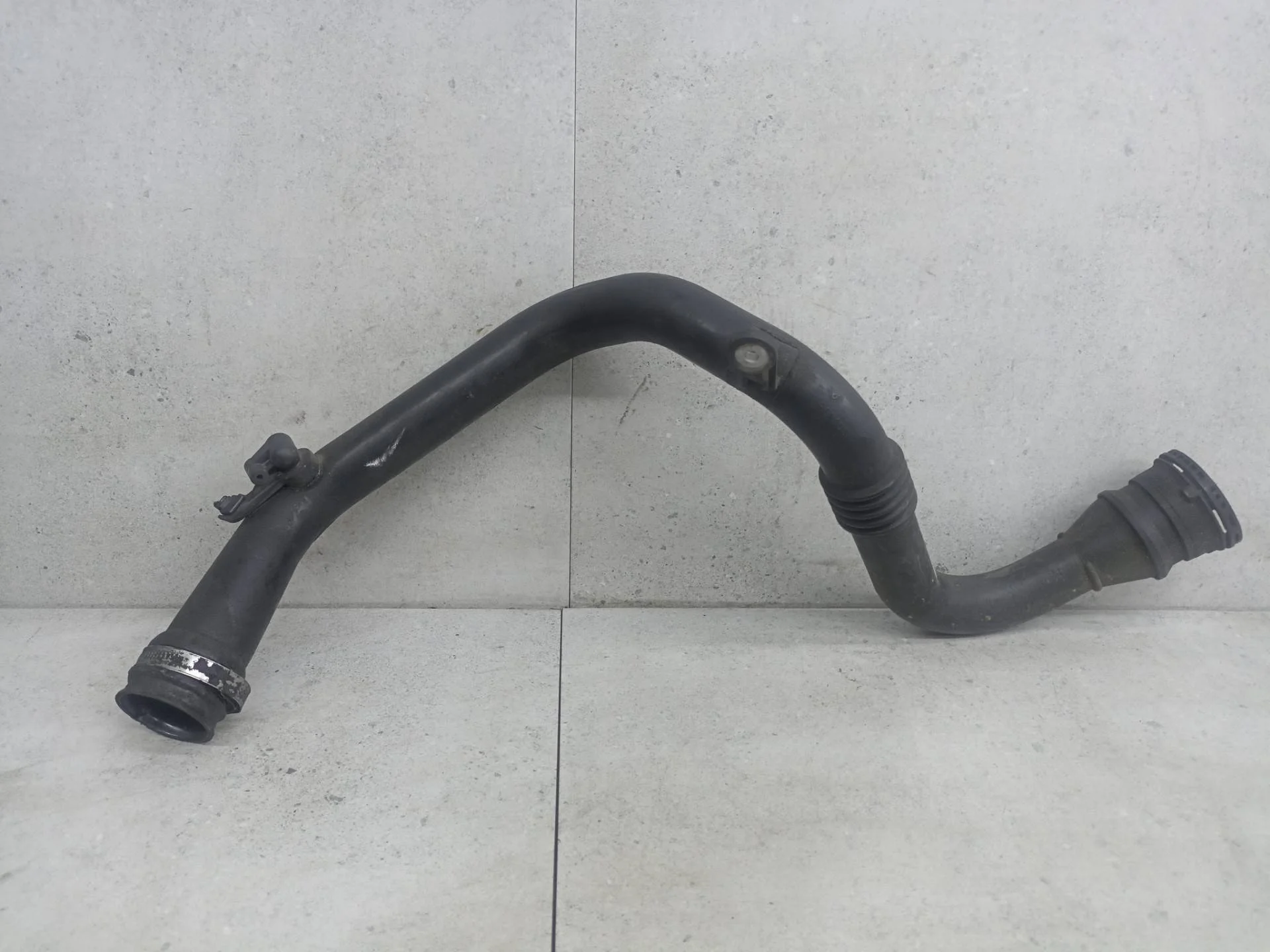 Патрубок интеркулера Renault Megane 3 2012