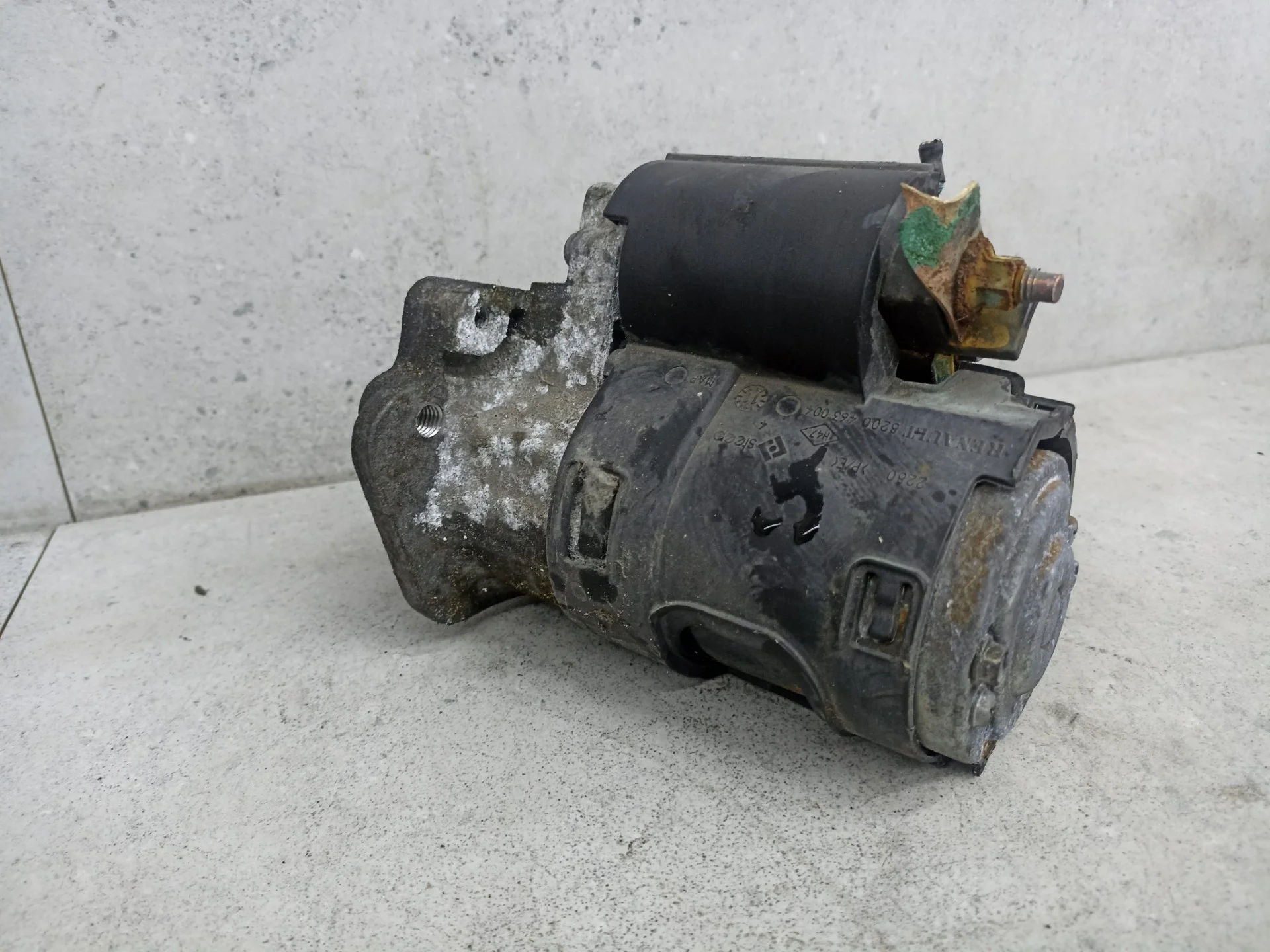 Стартер Renault Logan 2008 8200584675