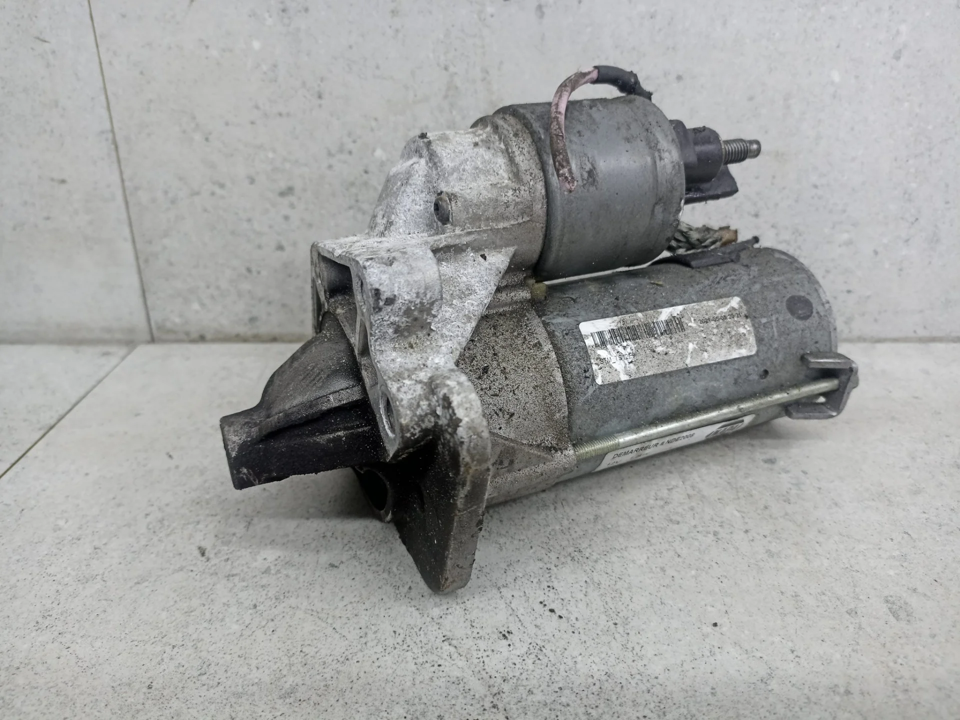 Стартер Renault Megane 3 2012 233003329R