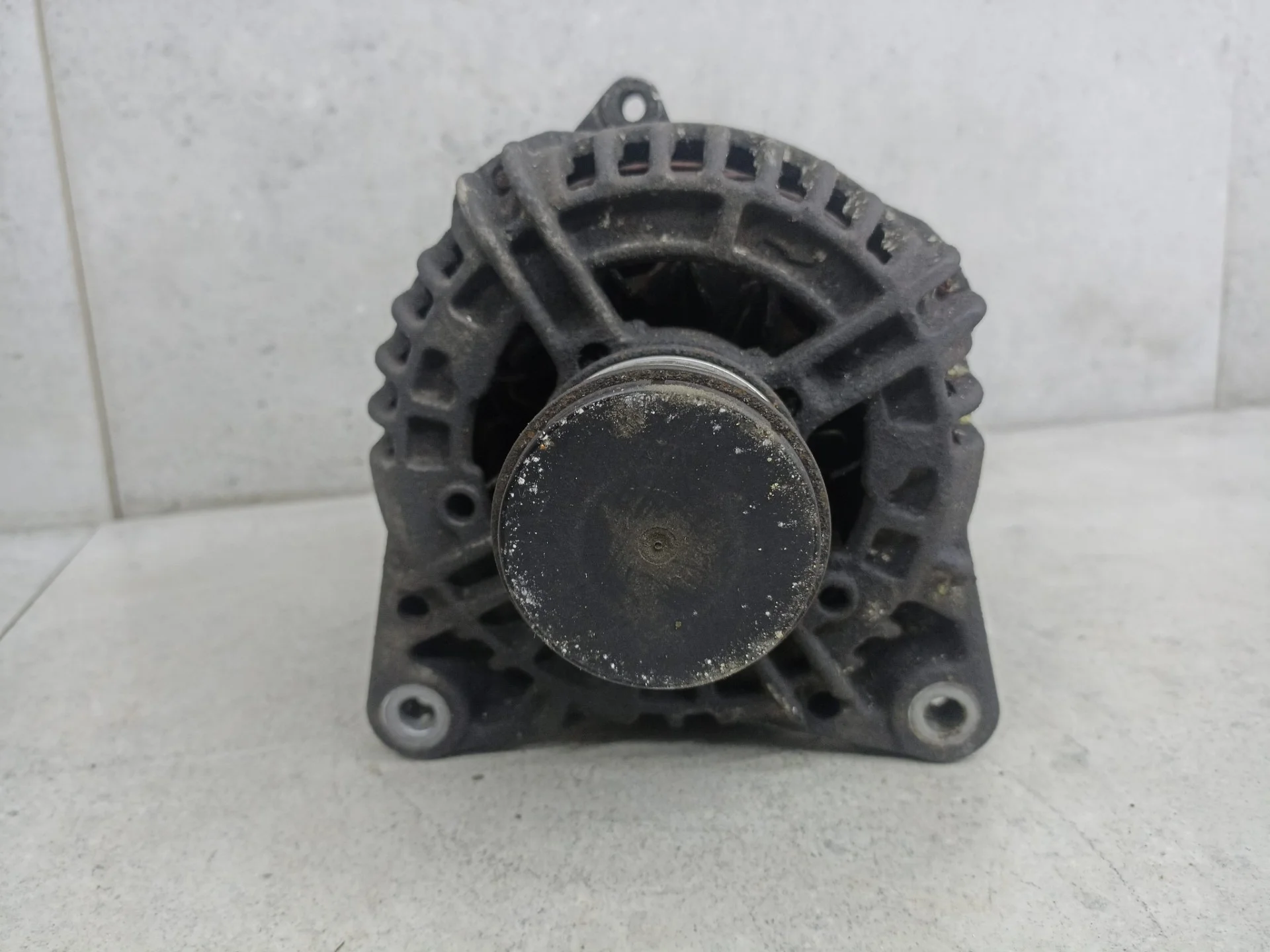 Генератор Renault Scenic 2 рест. 2008 8200660034