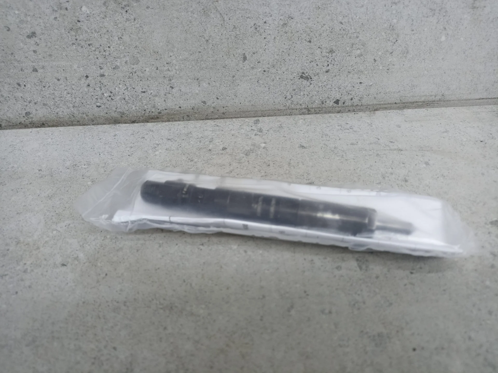 Форсунка топливная Renault Clio 3 2009 8200676774