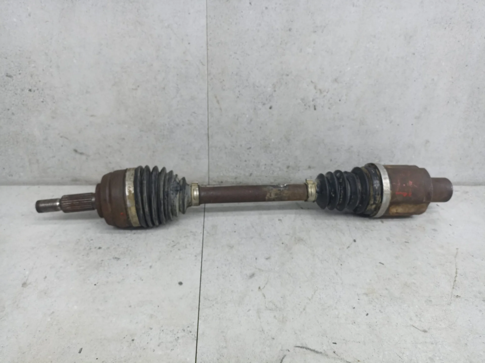 Полуось правая Renault Duster 2012 391009882R