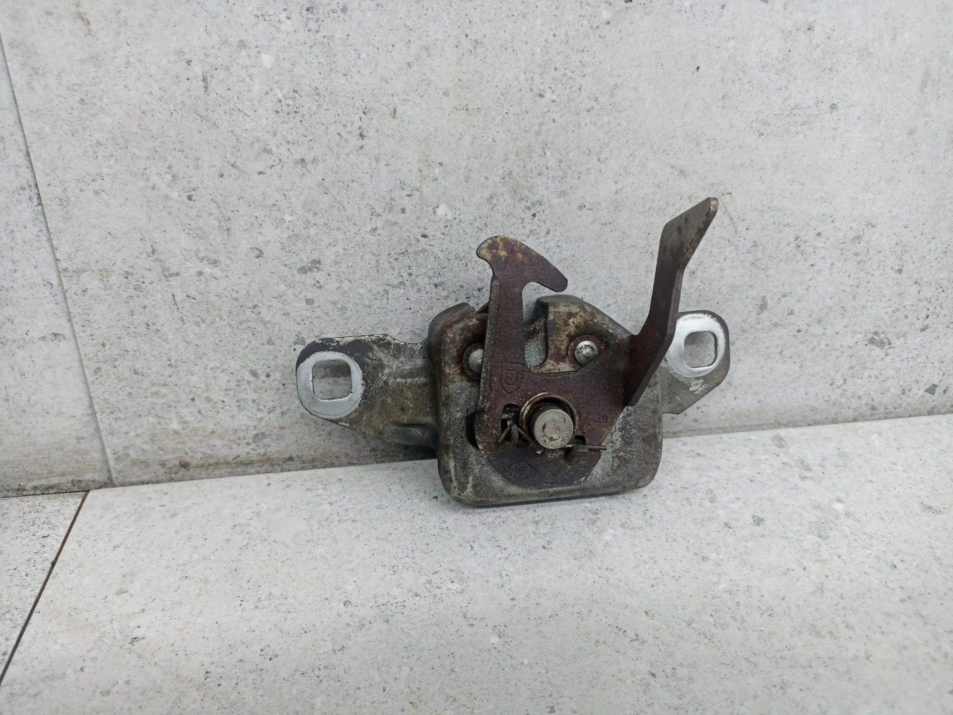 Замок капота Renault Logan 2009 6001547332