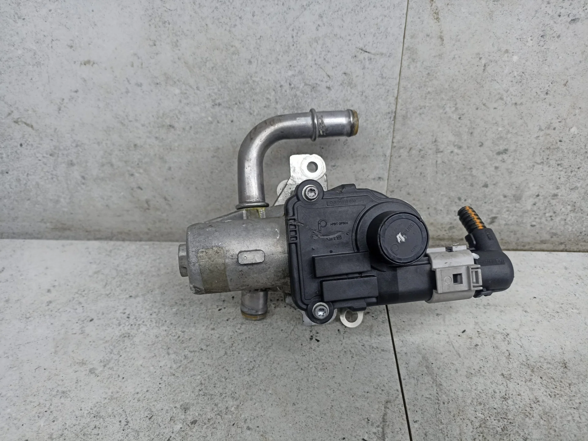 Клапан EGR Renault Duster 2014 8200846454