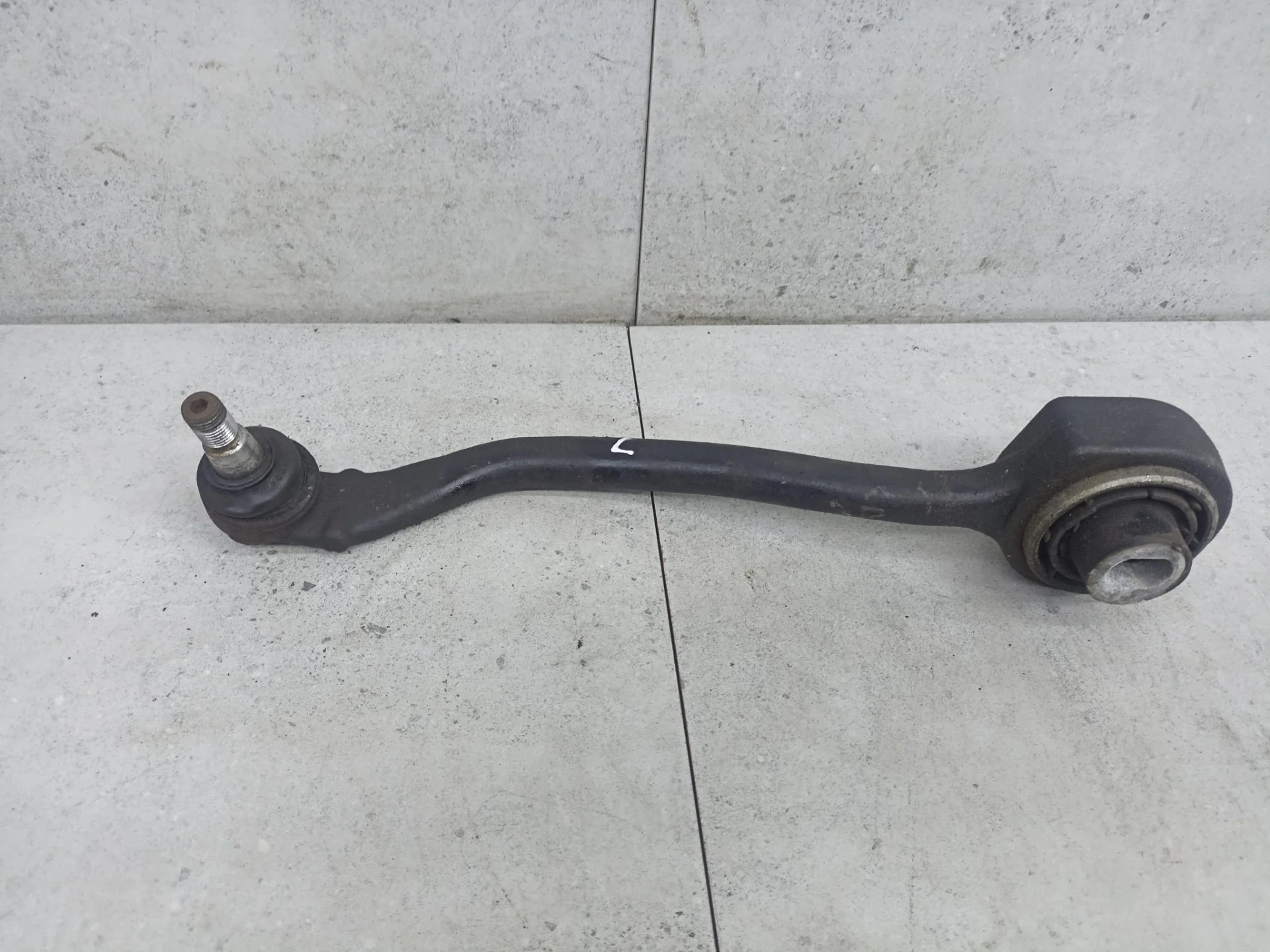 Рычаг передний левый нижний Mercedes-Benz C