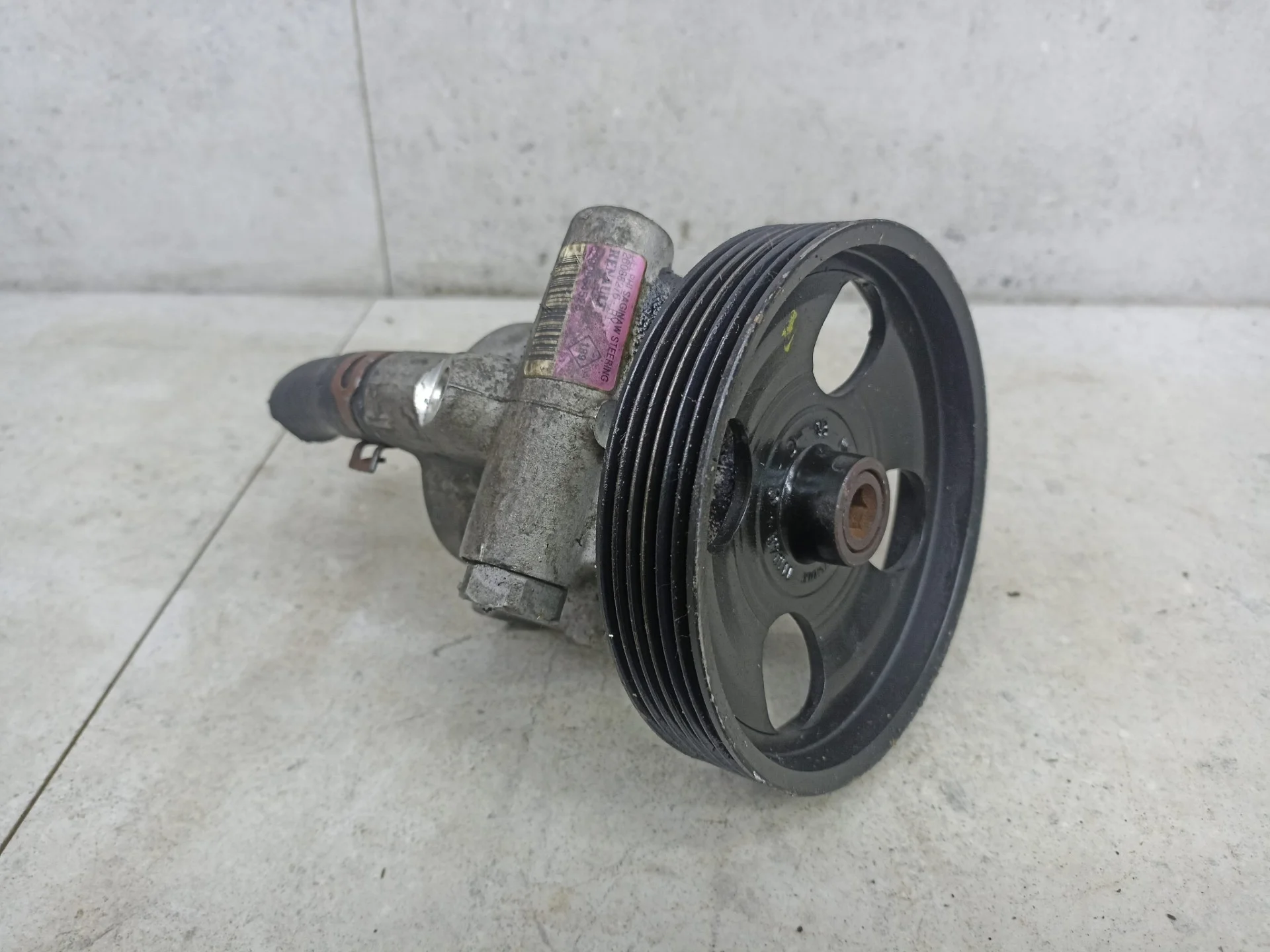 Насос гидроусилителя руля Renault Laguna 2 рест.