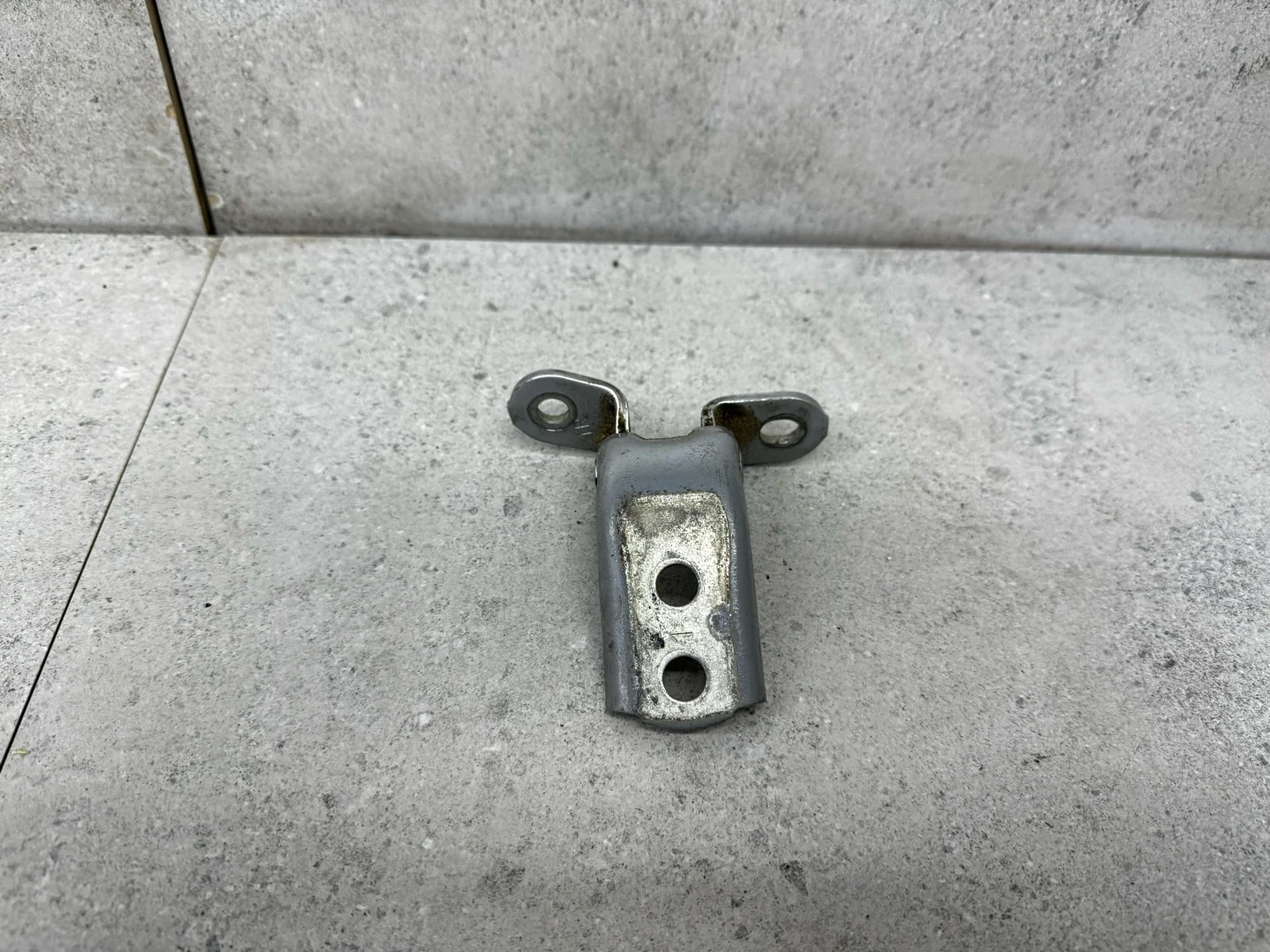 Петля двери задней правой Toyota C-HR AX10