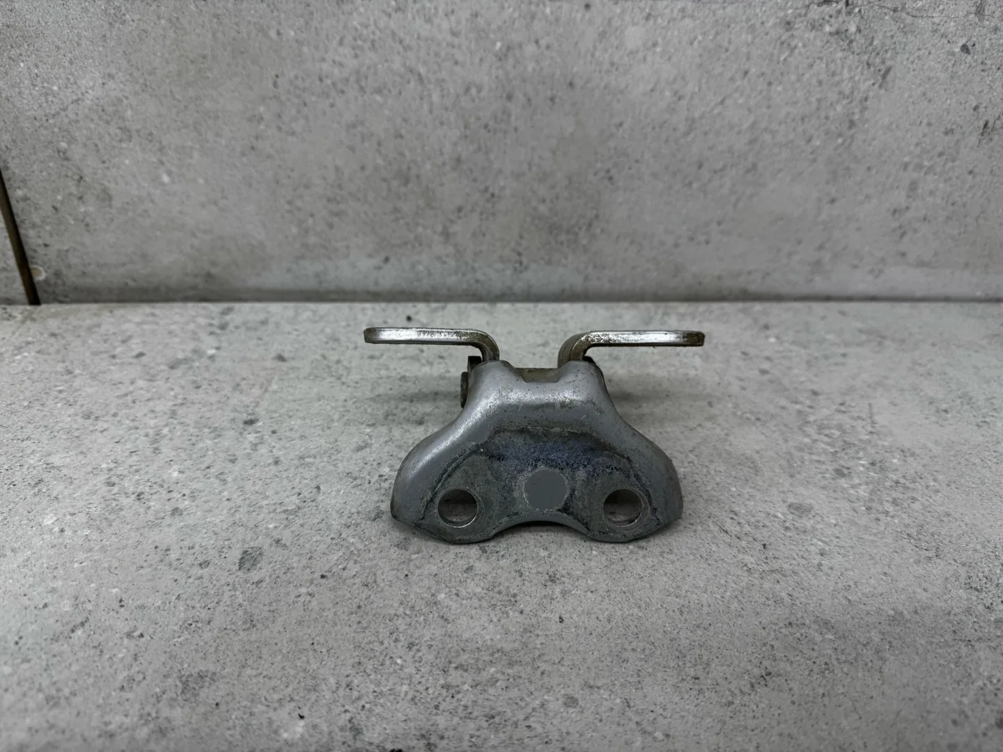 Петля двери передней левой Toyota C-HR AX10