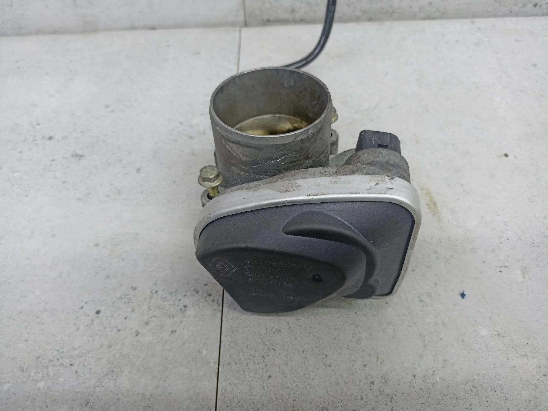 Дроссельная заслонка Renault Scenic 3 2011