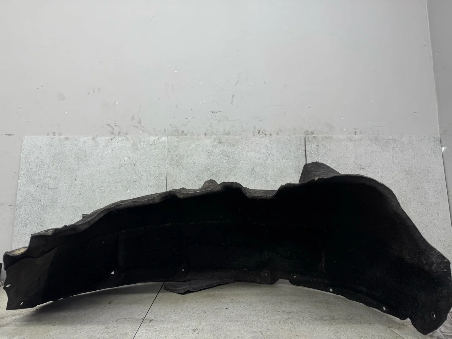 Подкрылок передний правый Mercedes-Benz GLE Coupe