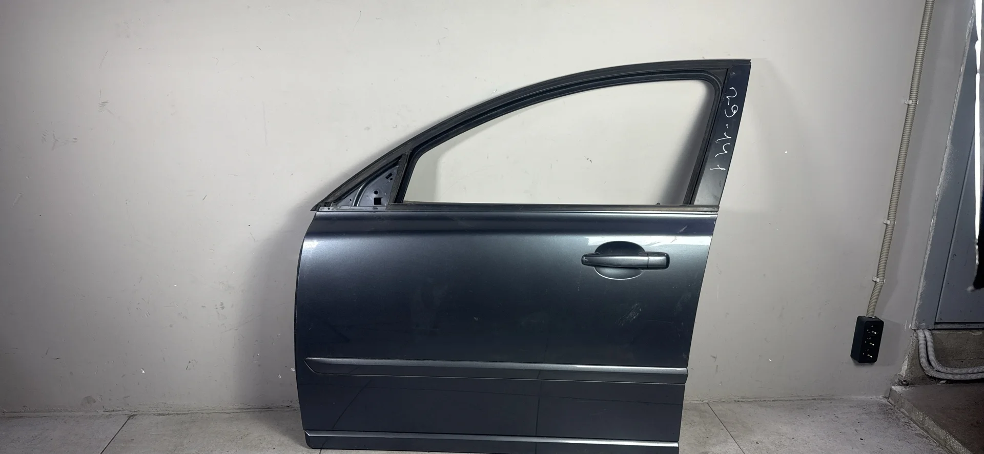 Дверь передняя правая Volvo V50 (2003 - 2007)