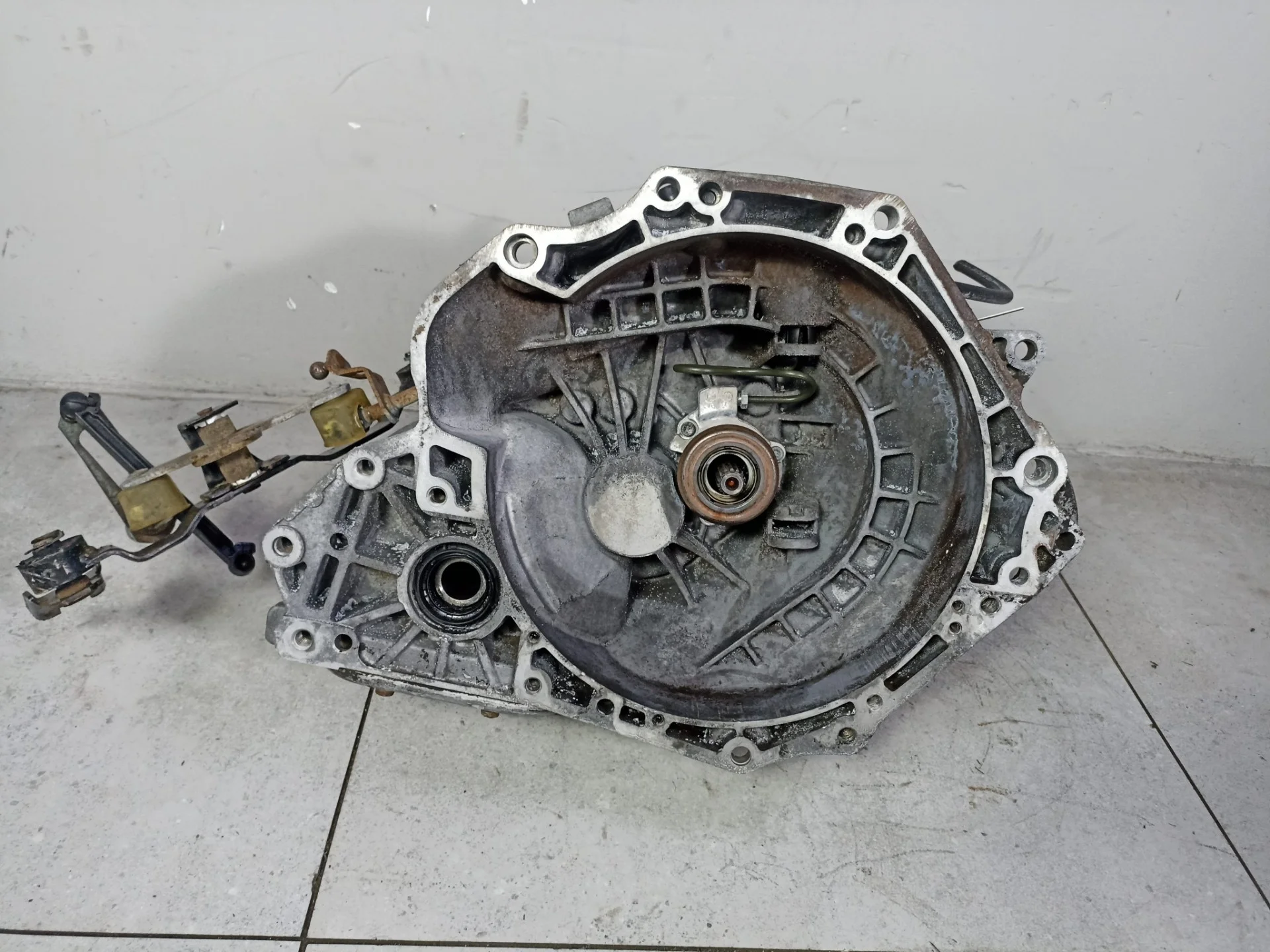 МКПП Opel Astra H рест. 2008 55565177