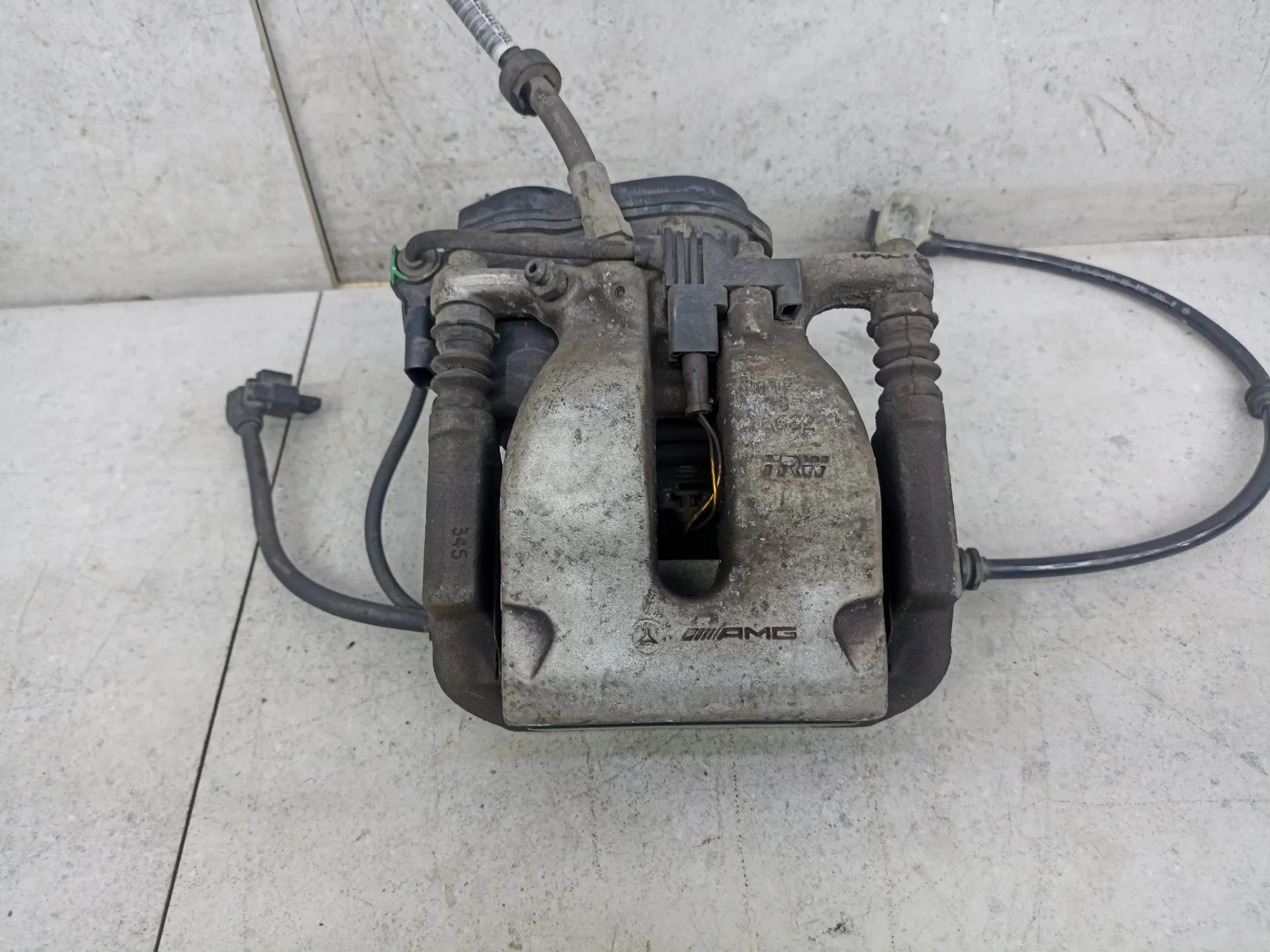 Суппорт тормозной задний правый Mercedes-Benz GLE