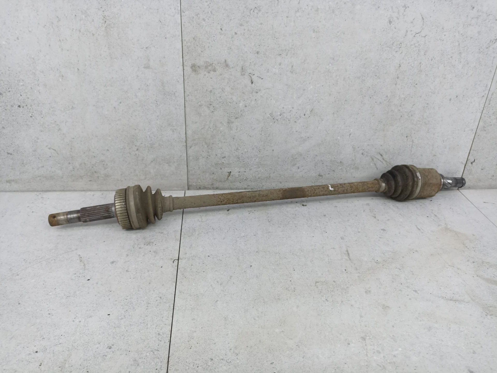 Полуось задняя левая Nissan Qashqai J10 2007