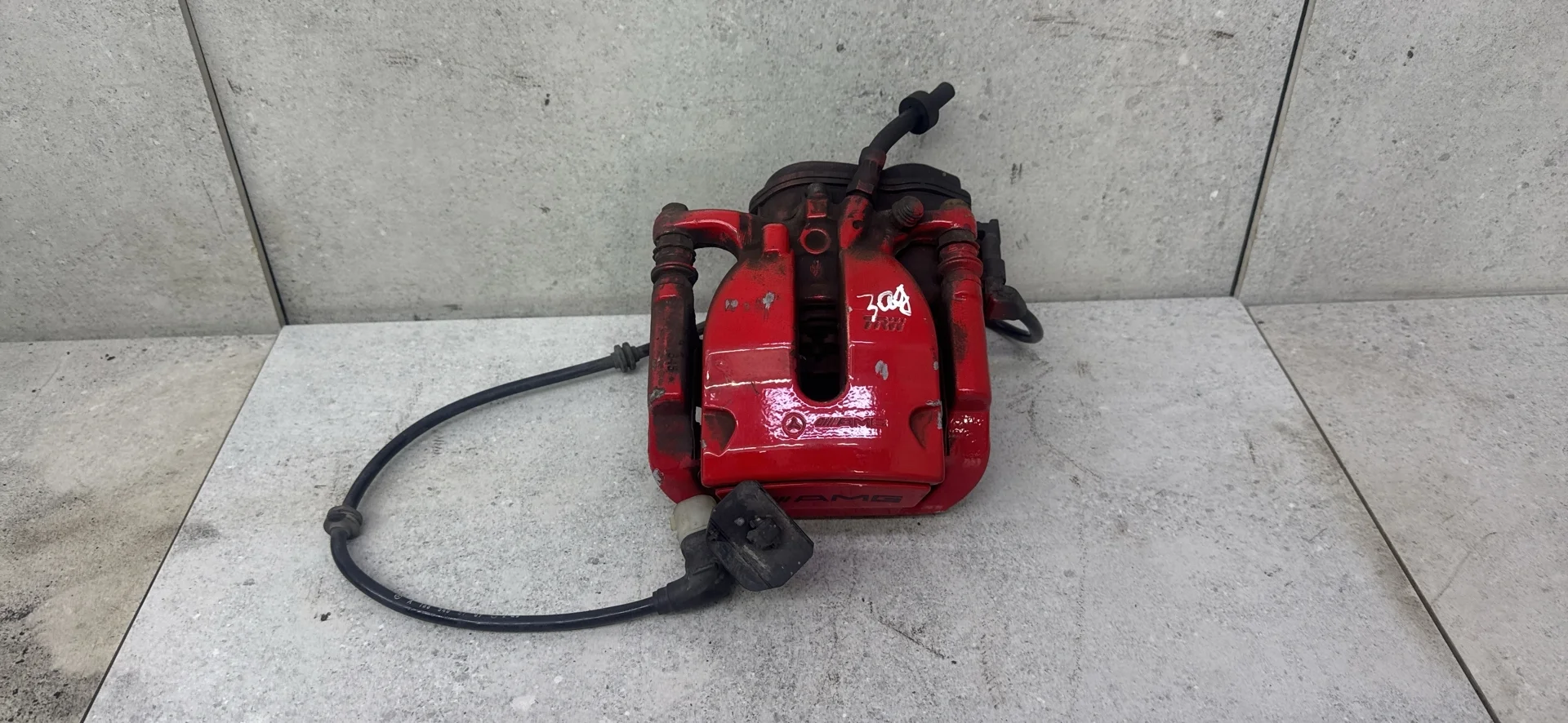 Суппорт тормозной задний левый Mercedes-Benz GLE