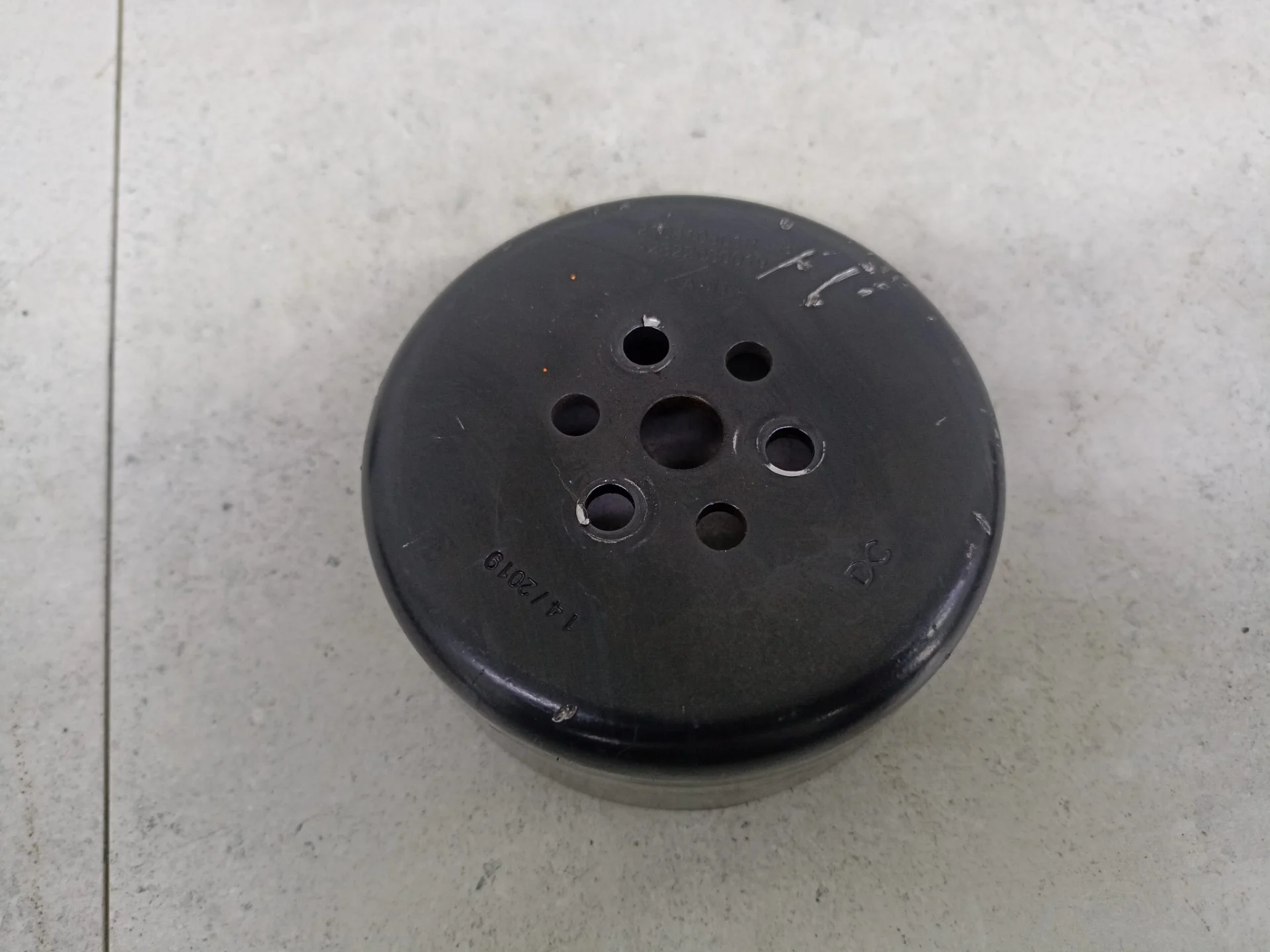 Шкив помпы Renault Duster 2 2022 210510501R