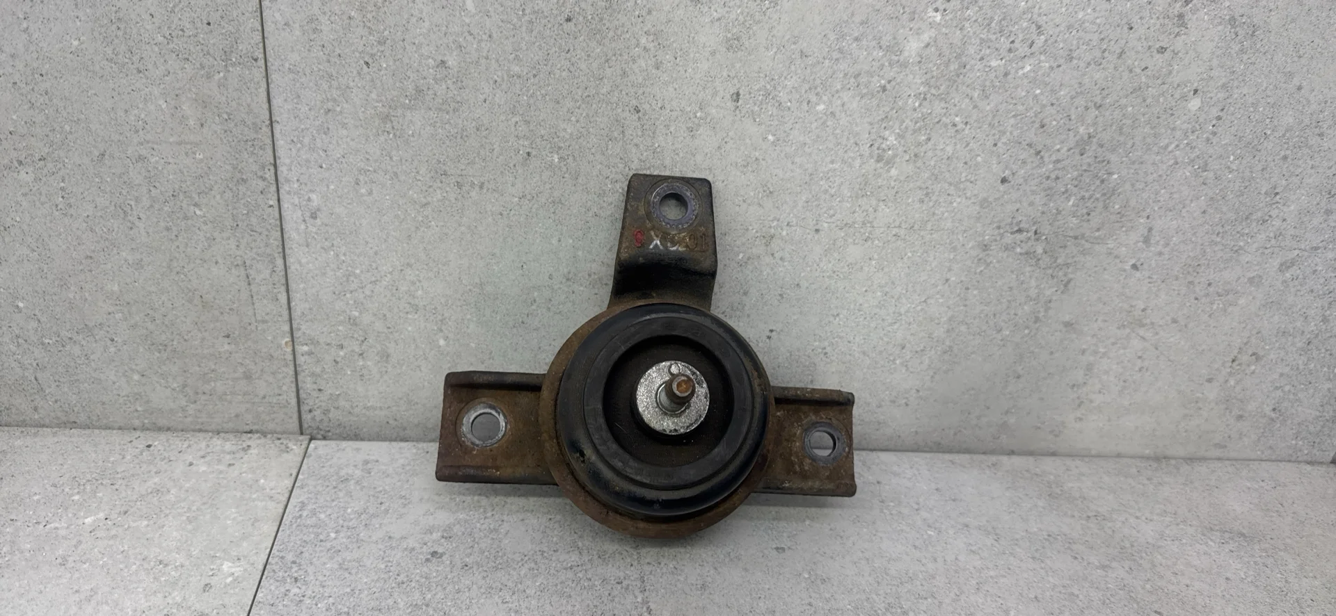 Подушка крепления двигателя Kia Sorento 2 2012