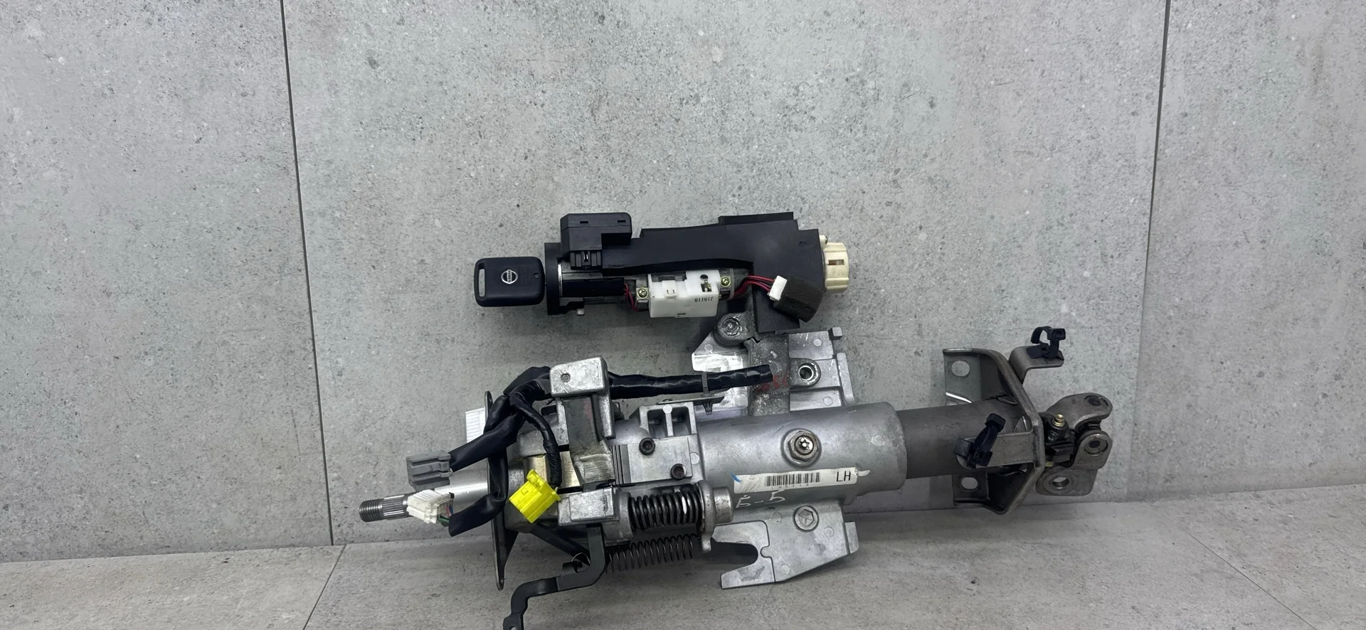 Рулевая колонка Nissan Patrol Y61 (1997 - 2004)