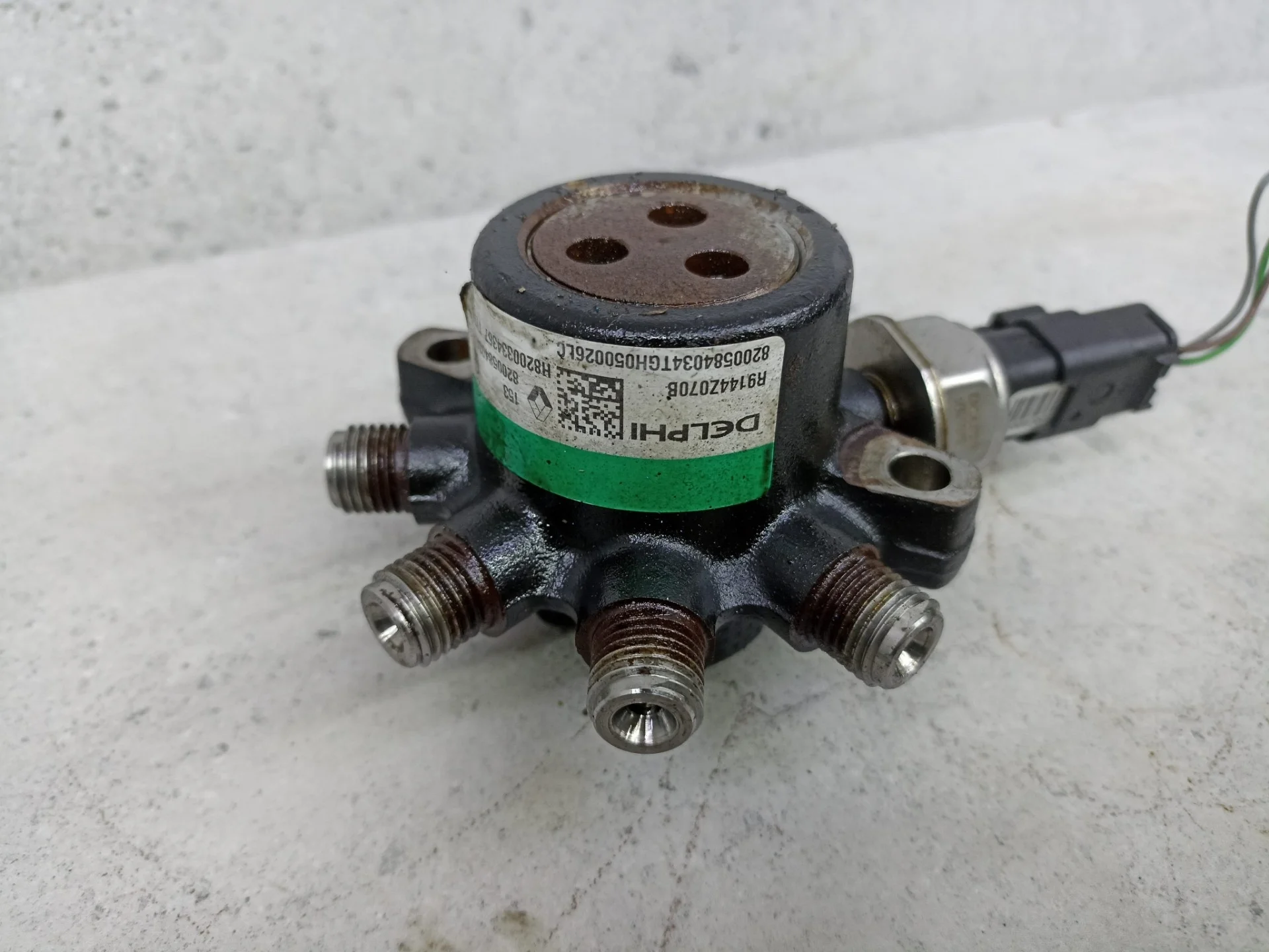 Топливная рампа Renault Megane 2 2006 8200584034