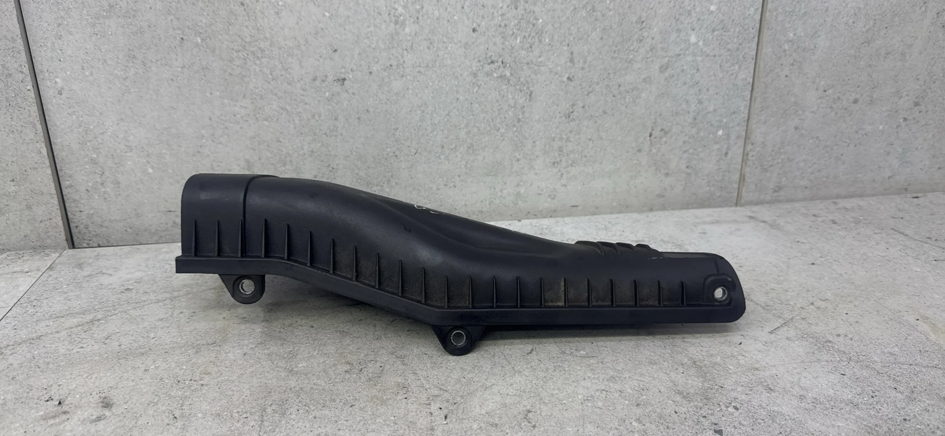 Корпус воздушногo фильтра BMW X5 E53 (1999 - 2003)