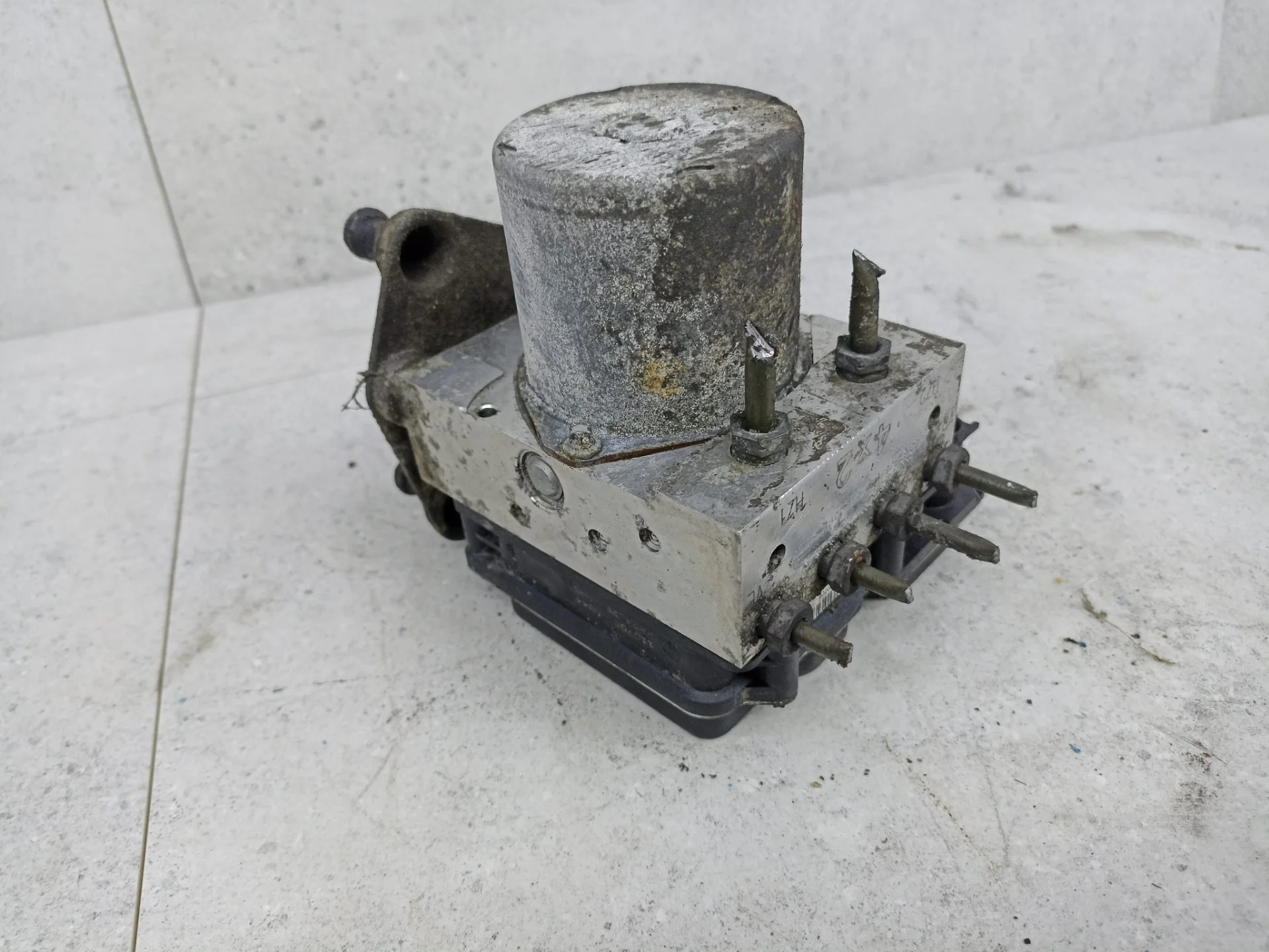 Блок ABS Mercedes-Benz Vito W639 2007 A0014468989