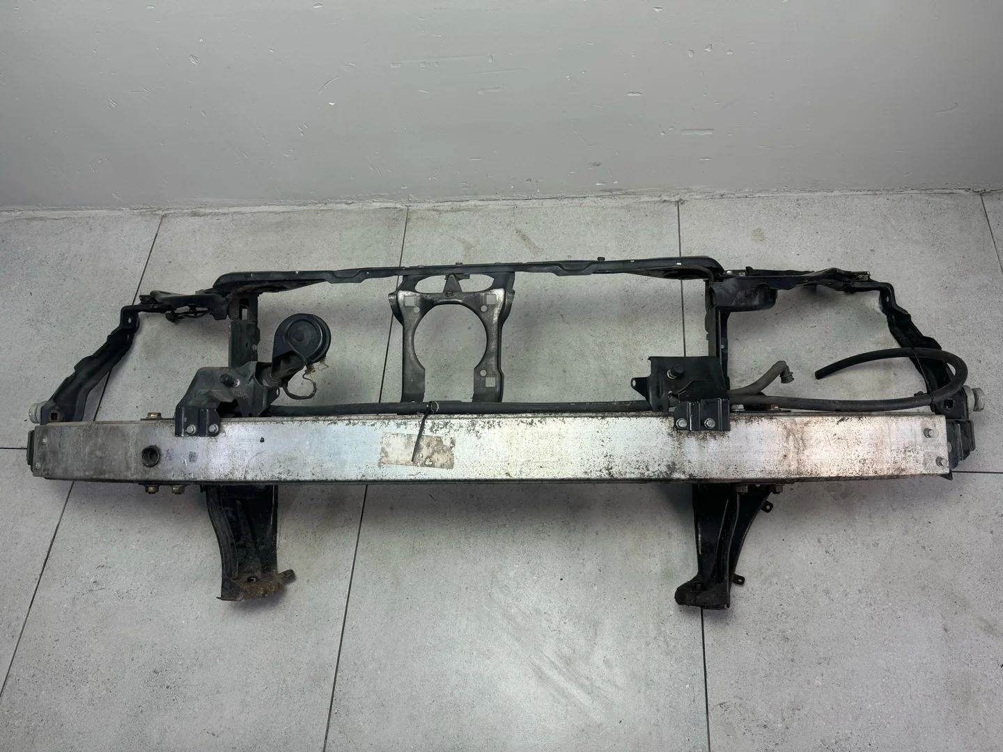 Передняя панель (телевизор) Mercedes-Benz E W211