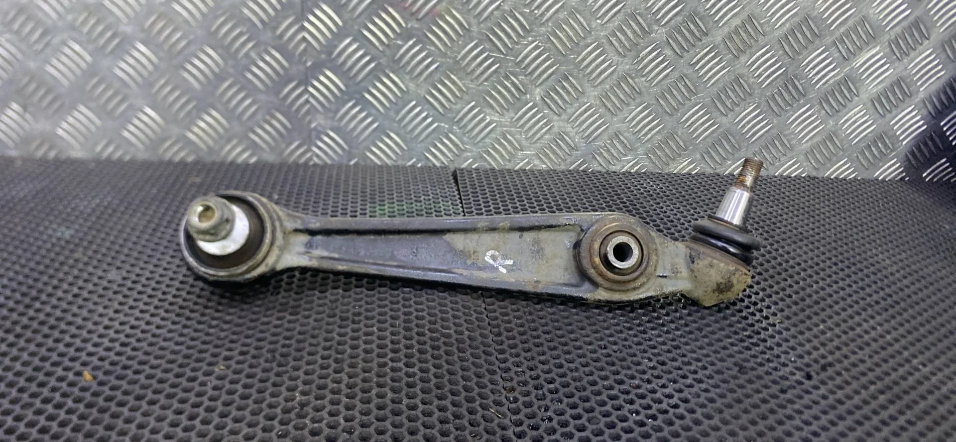 Рычаг передний правый нижний BMW X5 F15