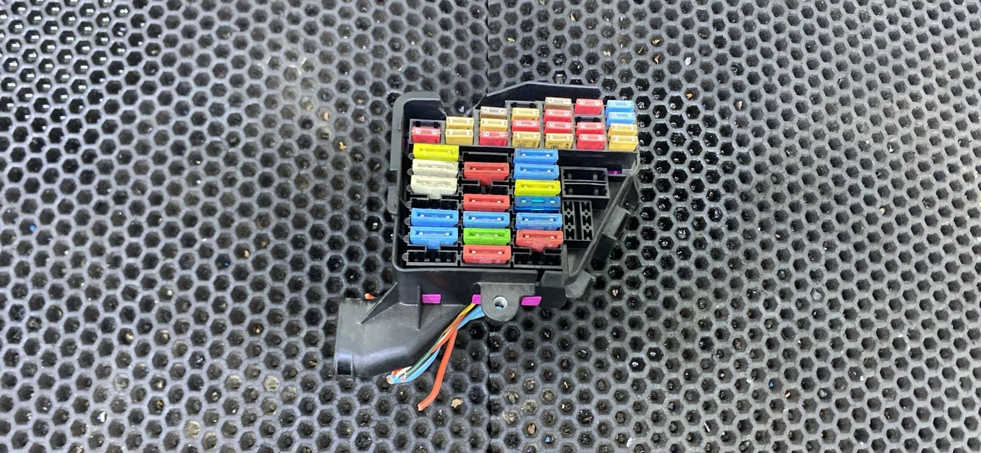 Блок предохранителей Mercedes-Benz C W203