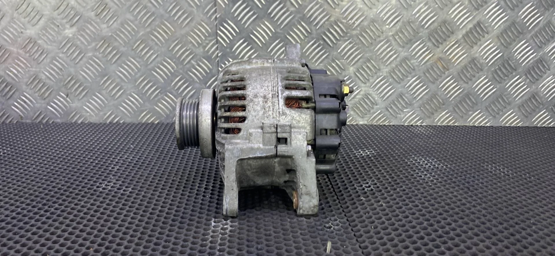 Генератор Renault Scenic 2 2004 8200100907