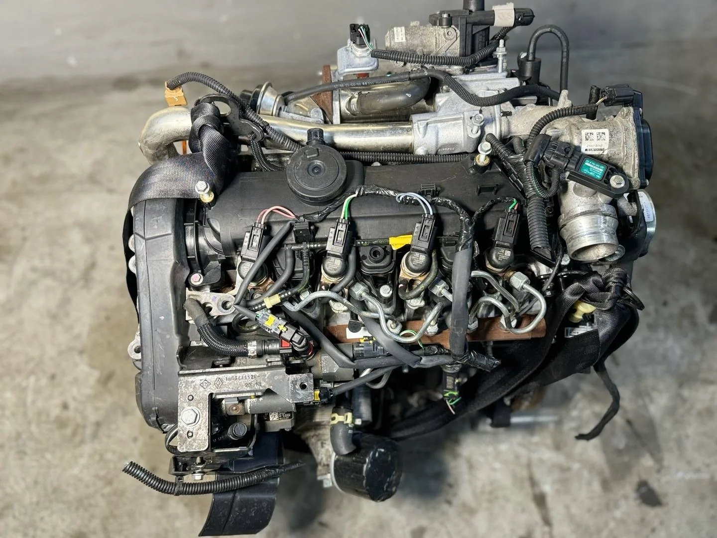 Двигатель Renault Duster 2015 8201688884